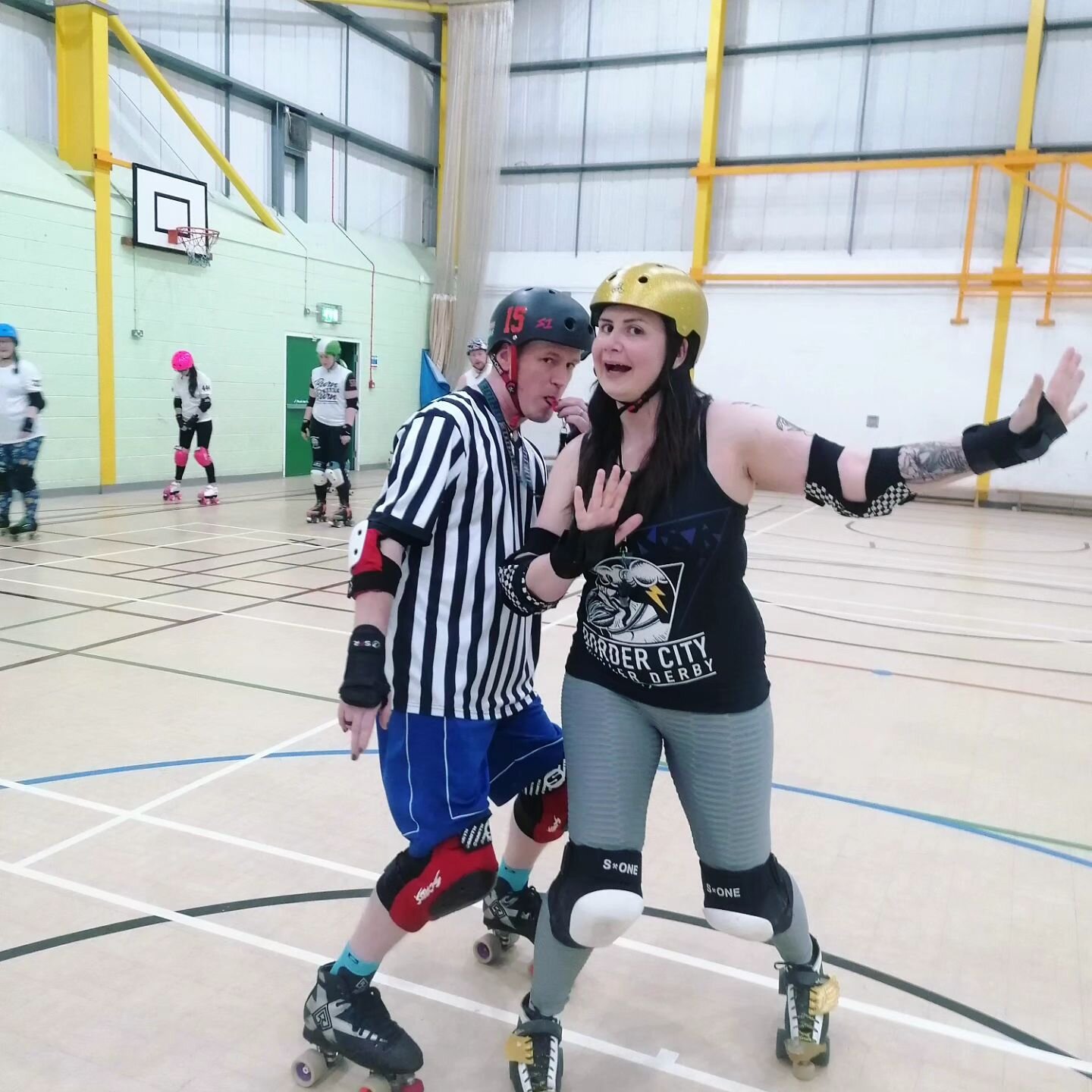 We love our Ref's and NSOs! Without them roller derby would descend into a wheel fuelled brawl 🤔

If you are unsure of full contact but want to get involved, a non skating official role, or even refereeing, could be for you!✨️