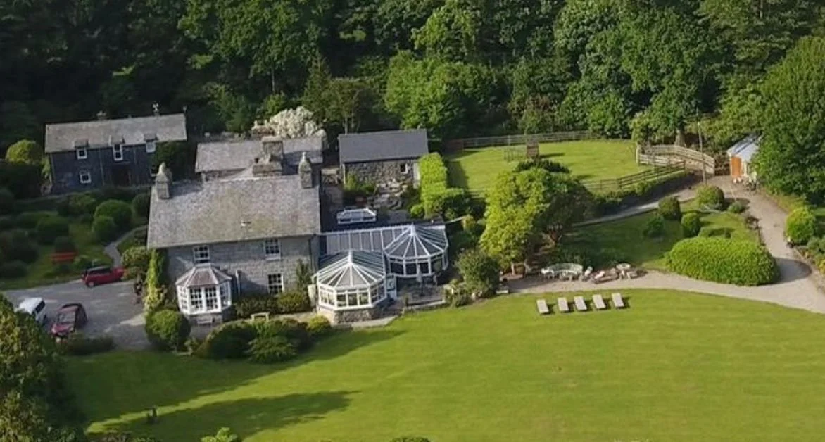 WhatsApp Image 2025-08-12 at 13.43.13.jpeg