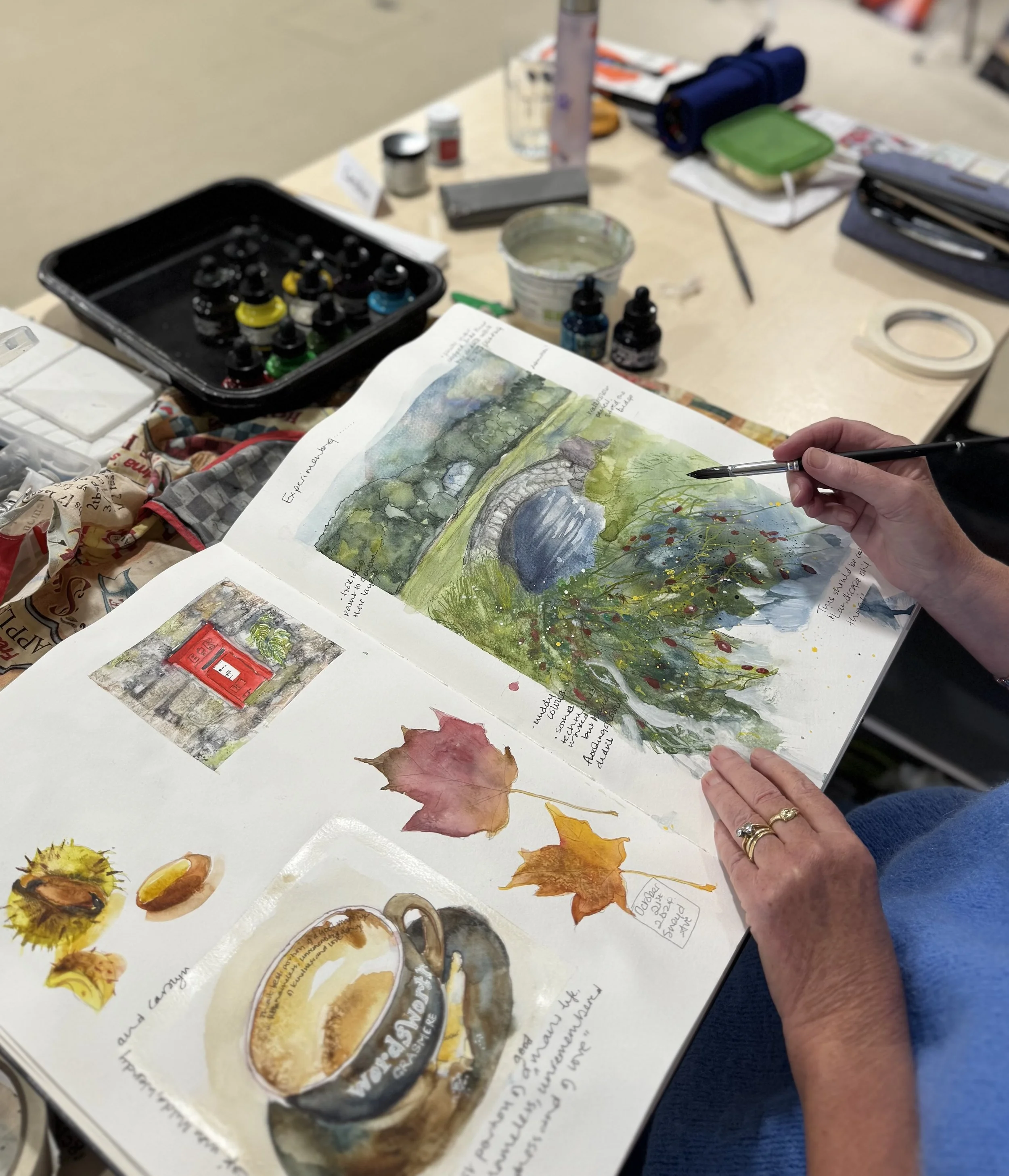 <span class="sqsrte-text-color--accent">New: 3 Day Landscape &amp; Sketchbook Course</span>