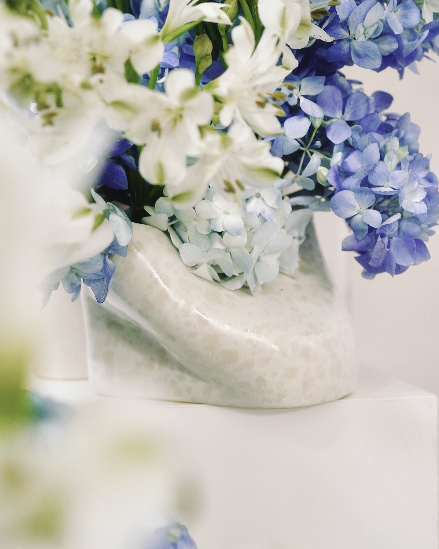 Styling with the Latte vessel, Maldon from @jenevievestudio