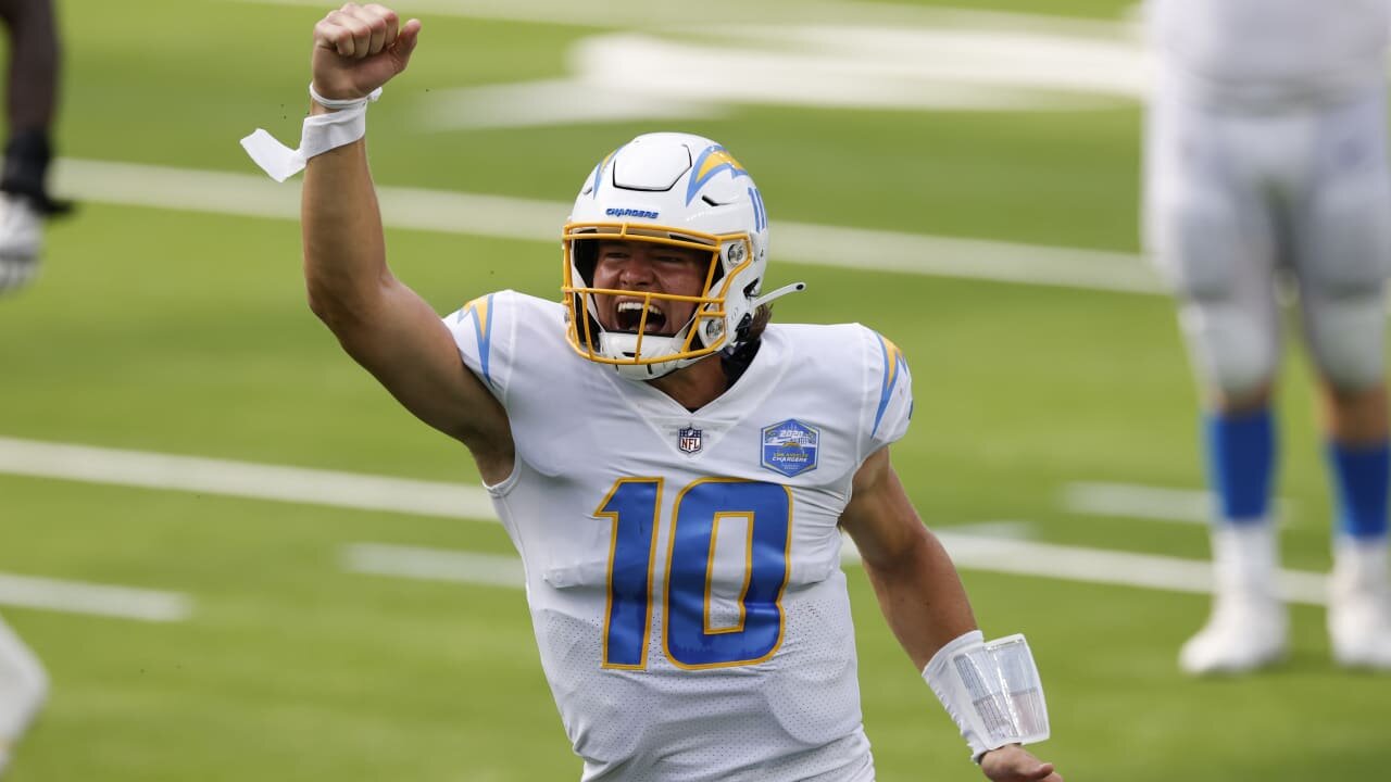 The magic and mystery of Los Angeles Chargers quarterback Justin Herbert (Mina Kimes, ESPN)