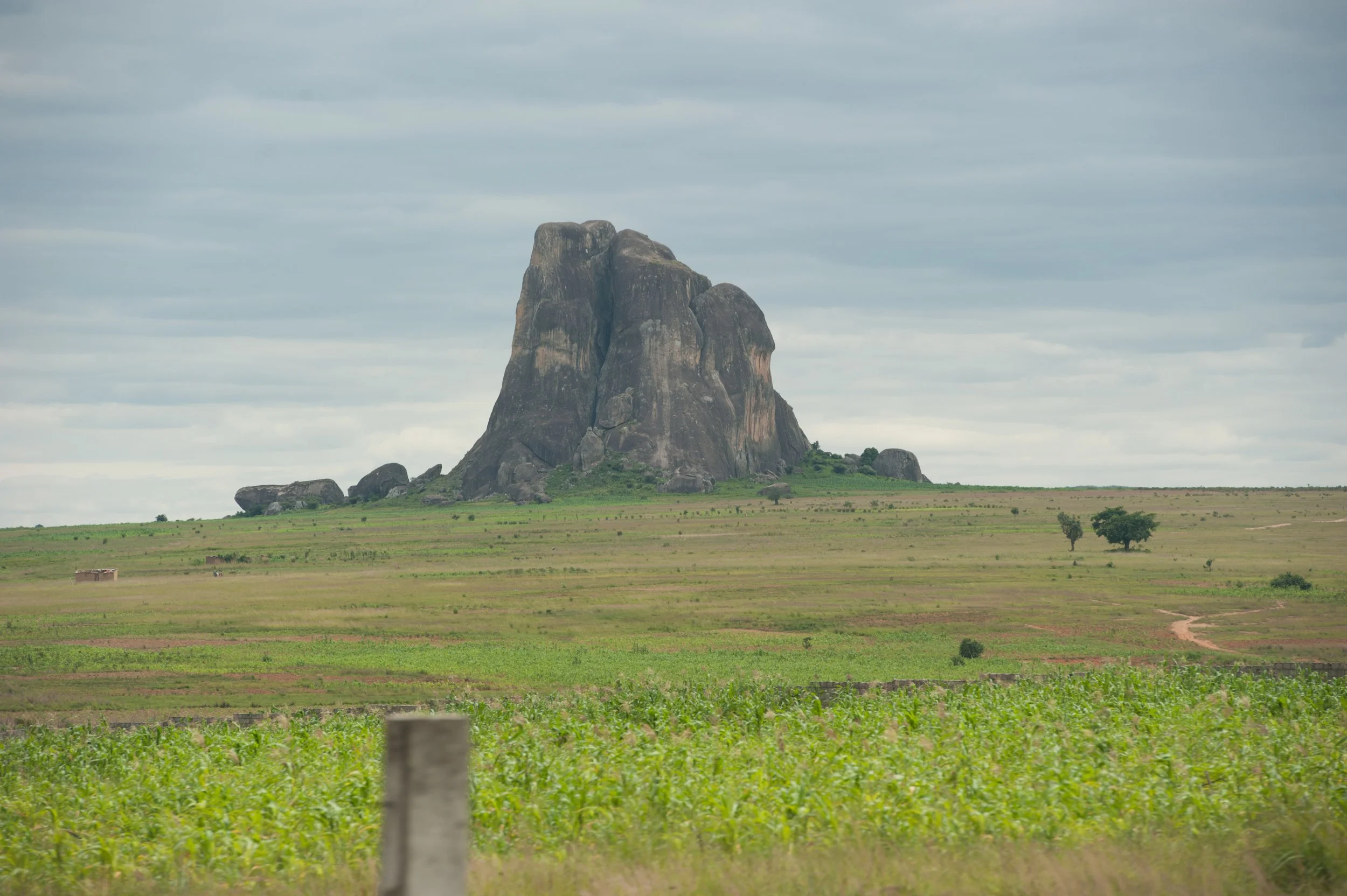 Alguém se lembrou do 'Encontros Imediatos do 3º Grau' do Spielberg?