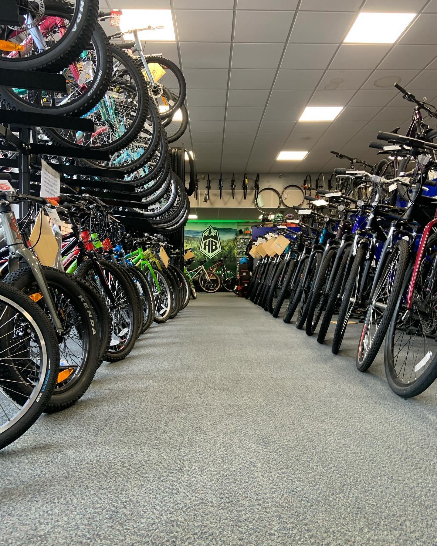 We are well stocked on bikes for all ages and we have plenty of parts, accessories and components for stocking fillers to choose from 🎁🚴🎉
We can hold onto bikes for you until a few days before Christmas, all of our bikes come fully assembled and r