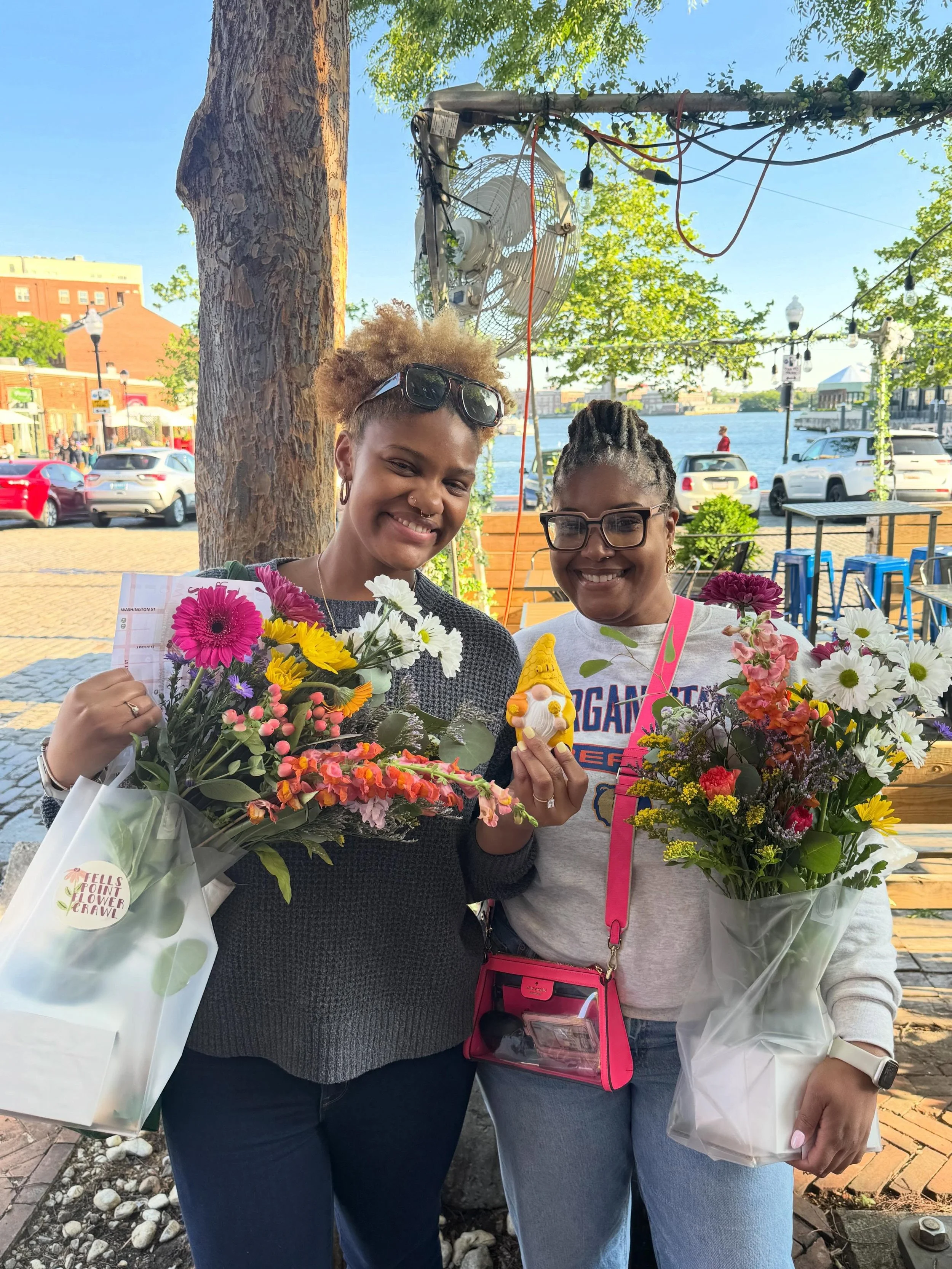 Perfect weather, beautiful flowers, tons of smiles and lots of community love&hellip;that was our Flower Crawl yesterday in Fell&rsquo;s Point! Thank you so much for coming out and exploring many of the small businesses that make our neighborhood spe