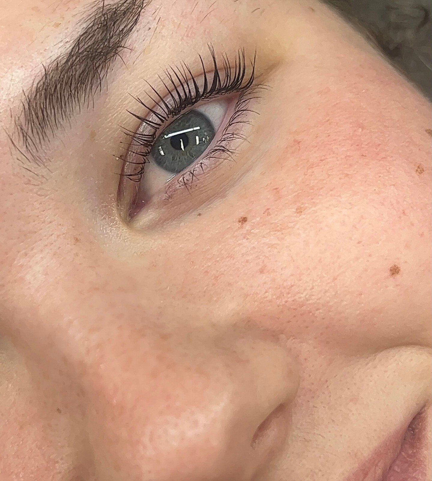 Check out this lash lift and tint transformation! Say goodbye to mascara struggles and hello to effortlessly bold lashes that pop. Get ready to flaunt your fabulous new look and slay all day, beauty! 

Artist: Andrea
Service: Lash Lift + tint
#LashGa