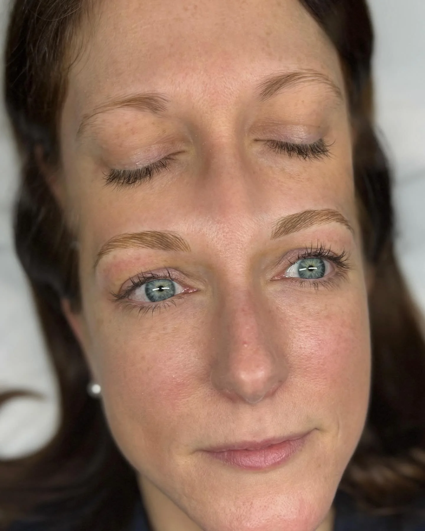 Soft, airy, and incredibly natural ✨ Nano brows create realistic hair-like strokes that enhance shape and fullness without looking heavy or overdone. Perfect for anyone wanting a polished, effortless brow that still feels like you.

Artist: Stephanie