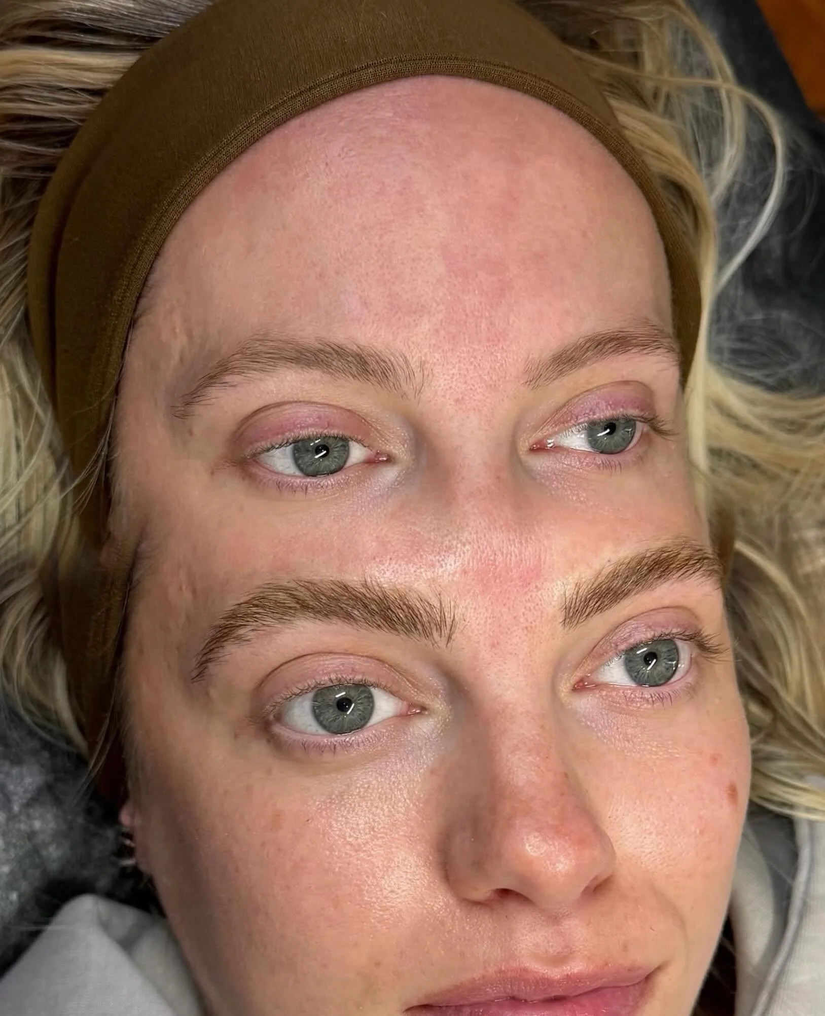 Brows this effortlessly beautiful is the ultimate power move. These stunning natural microbladed brows create soft, beautifully fluffy strokes that mimic your real hair and perfectly frame your face. No heavy lines, no daily makeup struggle&mdash;jus