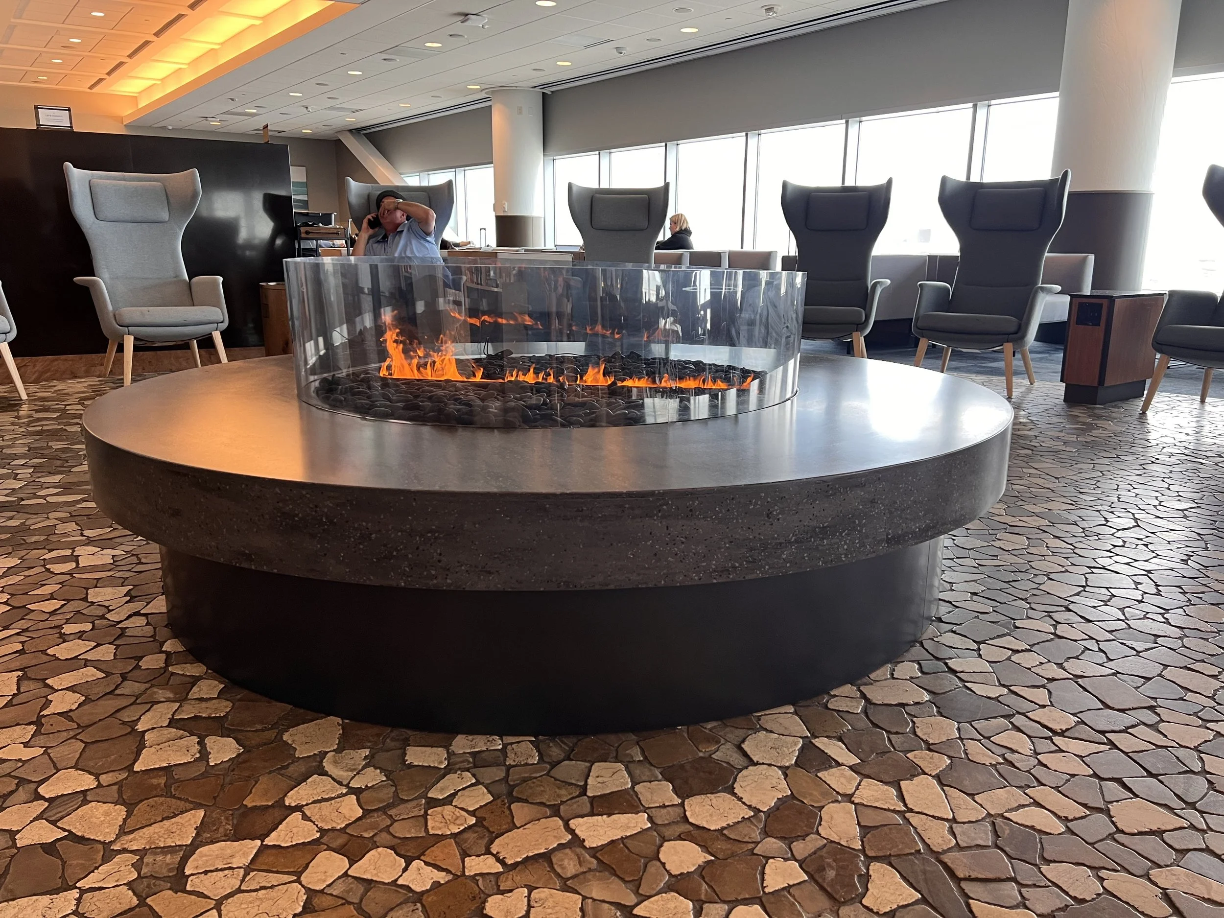 Review Alaska Airlines Lounge, San Francisco — Blog