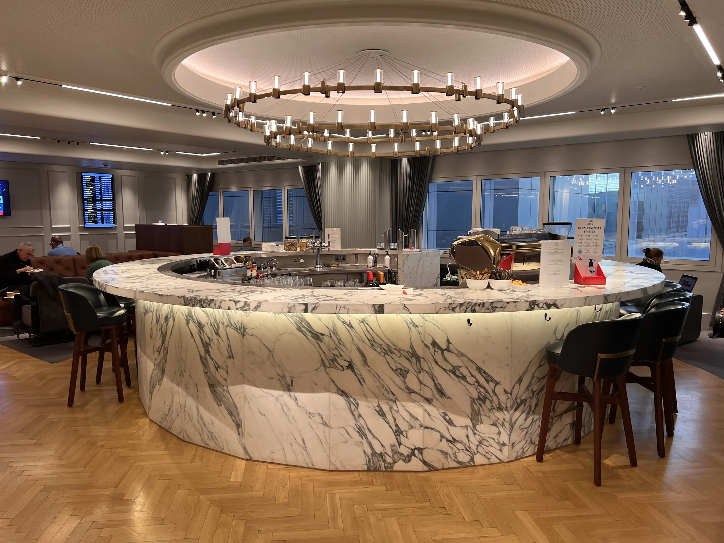 Review Qantas Lounge, London Heathrow — Blog