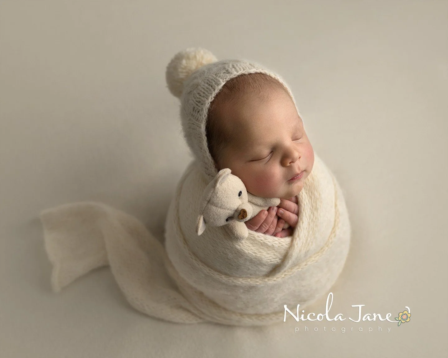 This may be an unpopular opinion, but I love this angle better than the straight on version! Thoughts? ;)