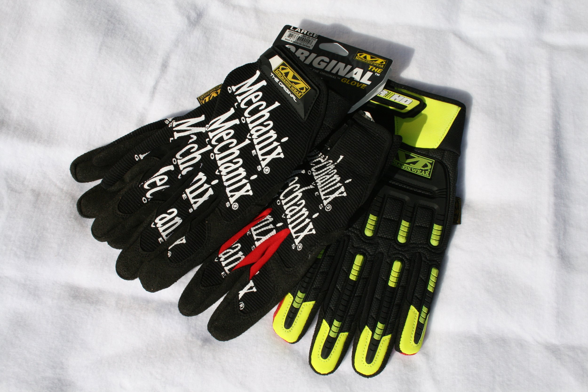 Mechanix_Gloves.jpg