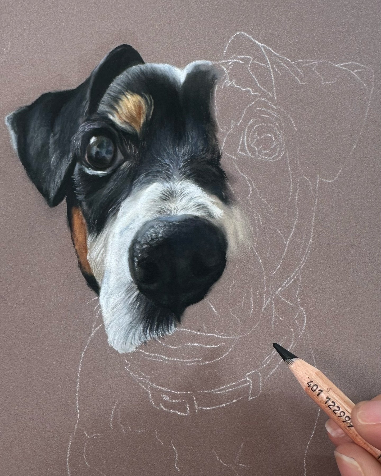 The start of Charlie&rsquo;s mini portrait 🥰 this gorgeous boy was drawn for his Mum earlier this year, he is 13 years old and was described to me as still being mad as a hatter and full of love and life! He sounds wonderful! 

Wishing you a wonderf