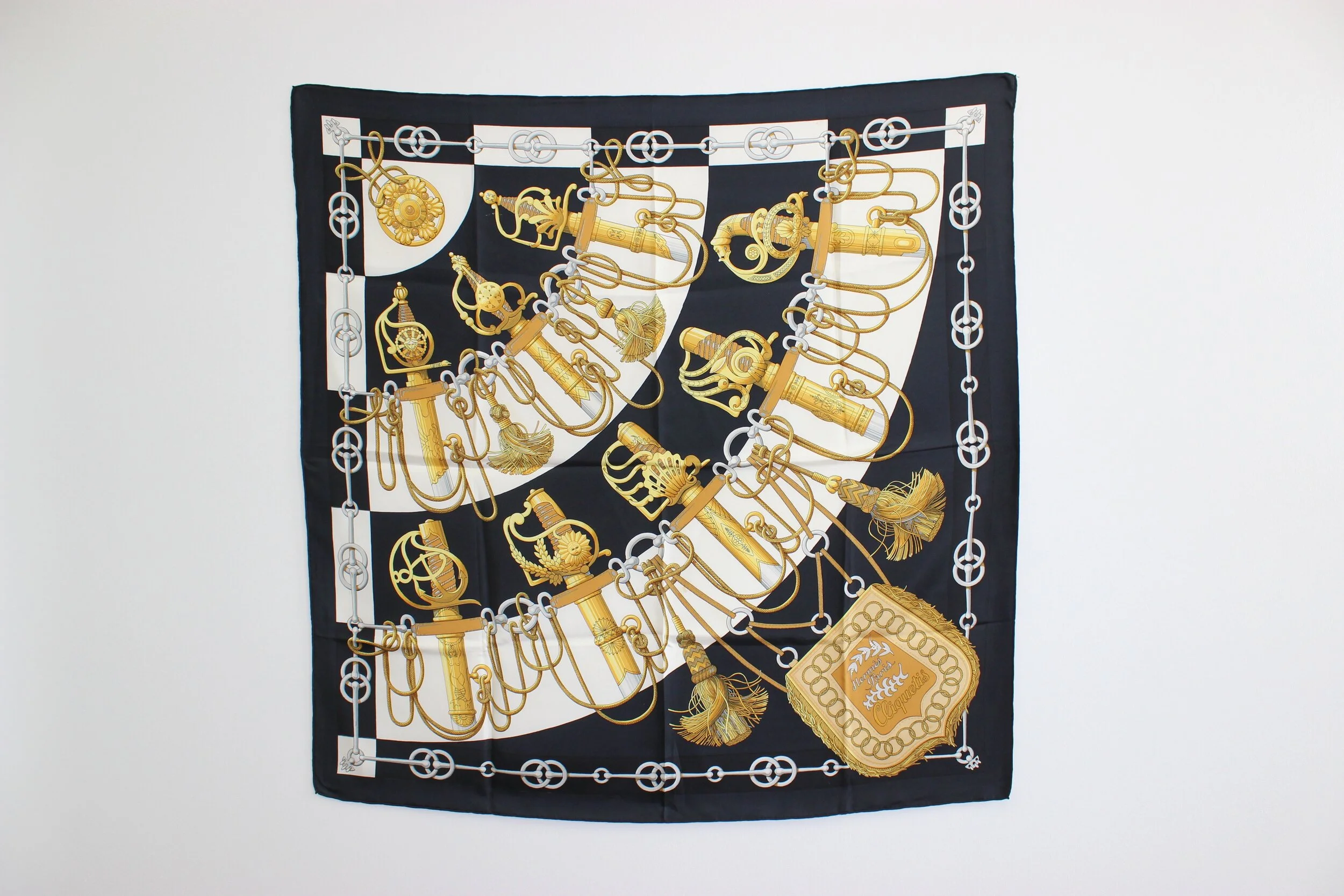 #0366 Hermès Silk "Cliquetis" Scarf