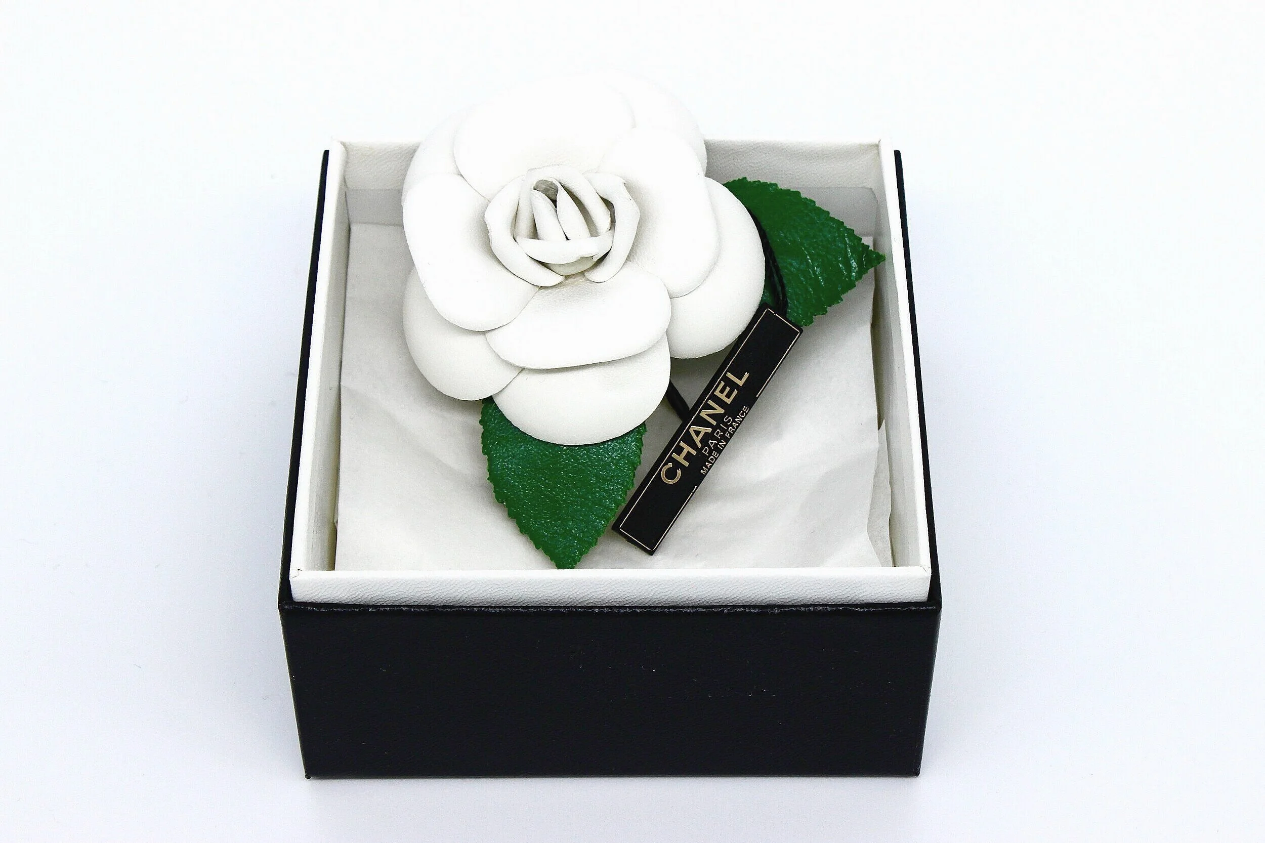 Chanel Camellia Brooch - Green and White Leather