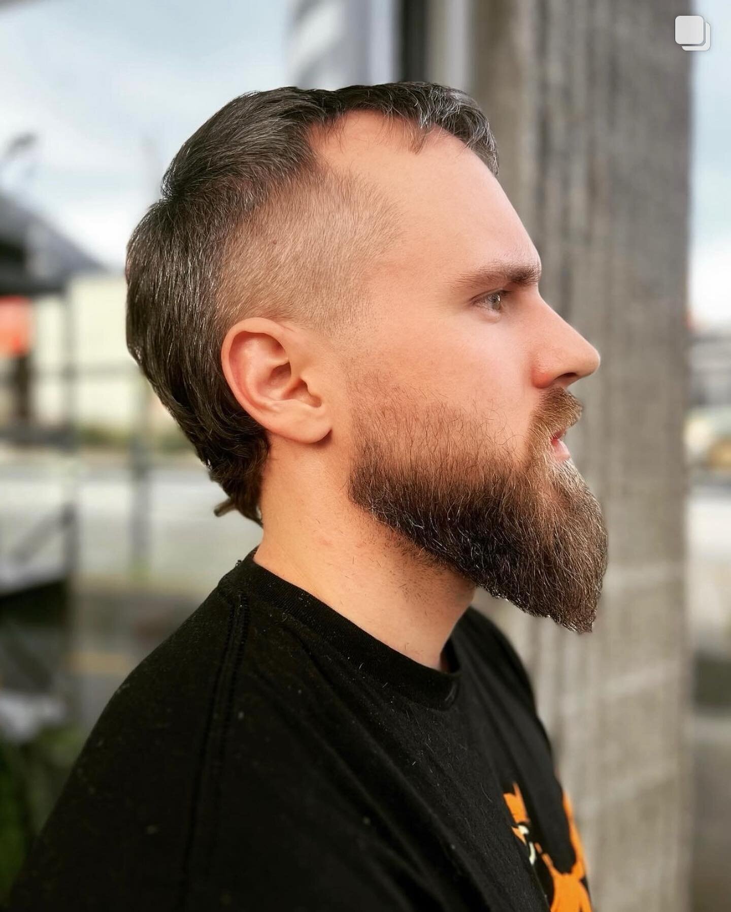 Faded modern mullet + beard trim
➖
Swipe for before photo 👀 Service by our barber, Emily. Check out her work here: @hairofthefox 
 
#noblehousesquamish
