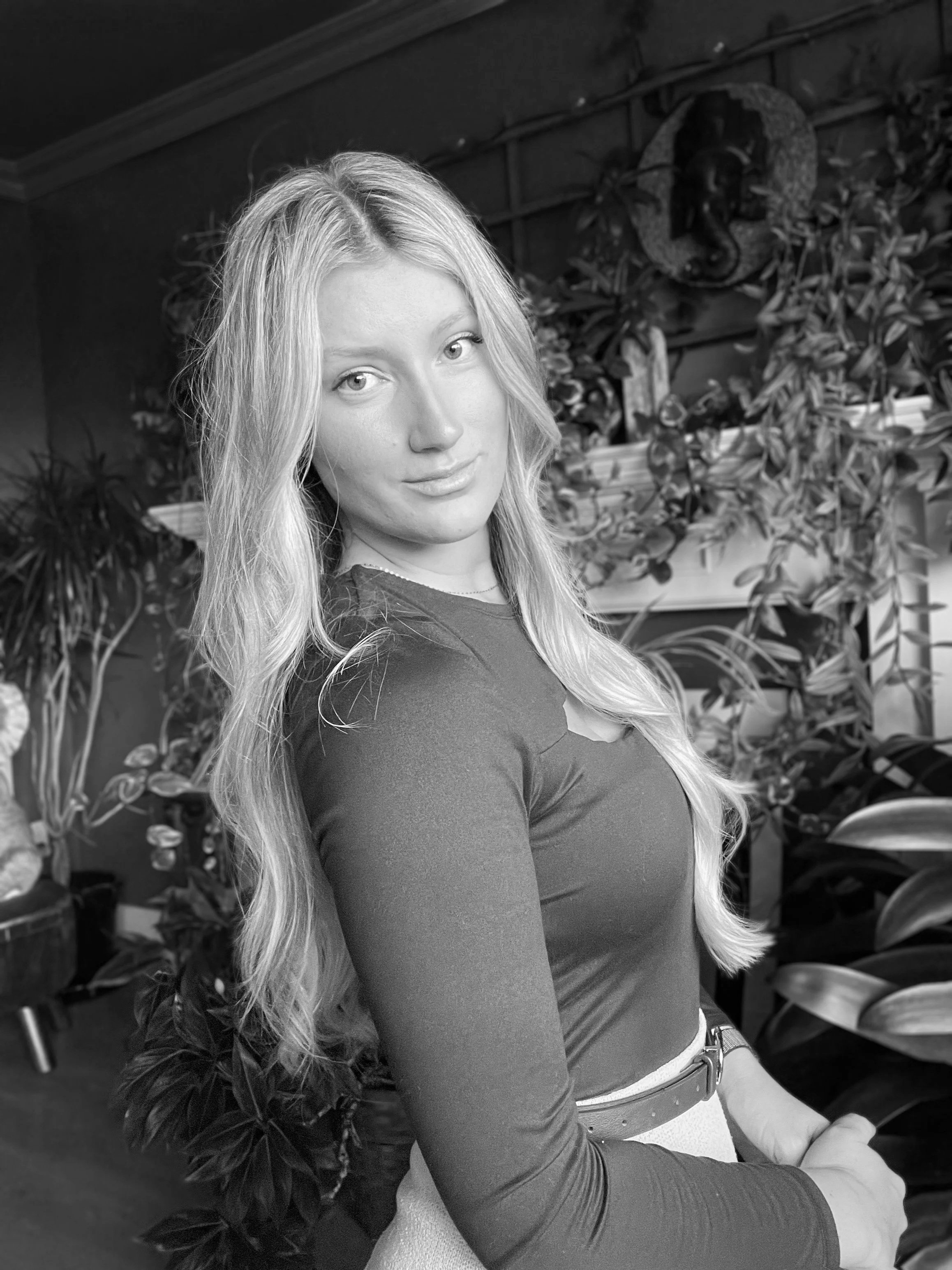 Hunter Noble House Squamish Hair 