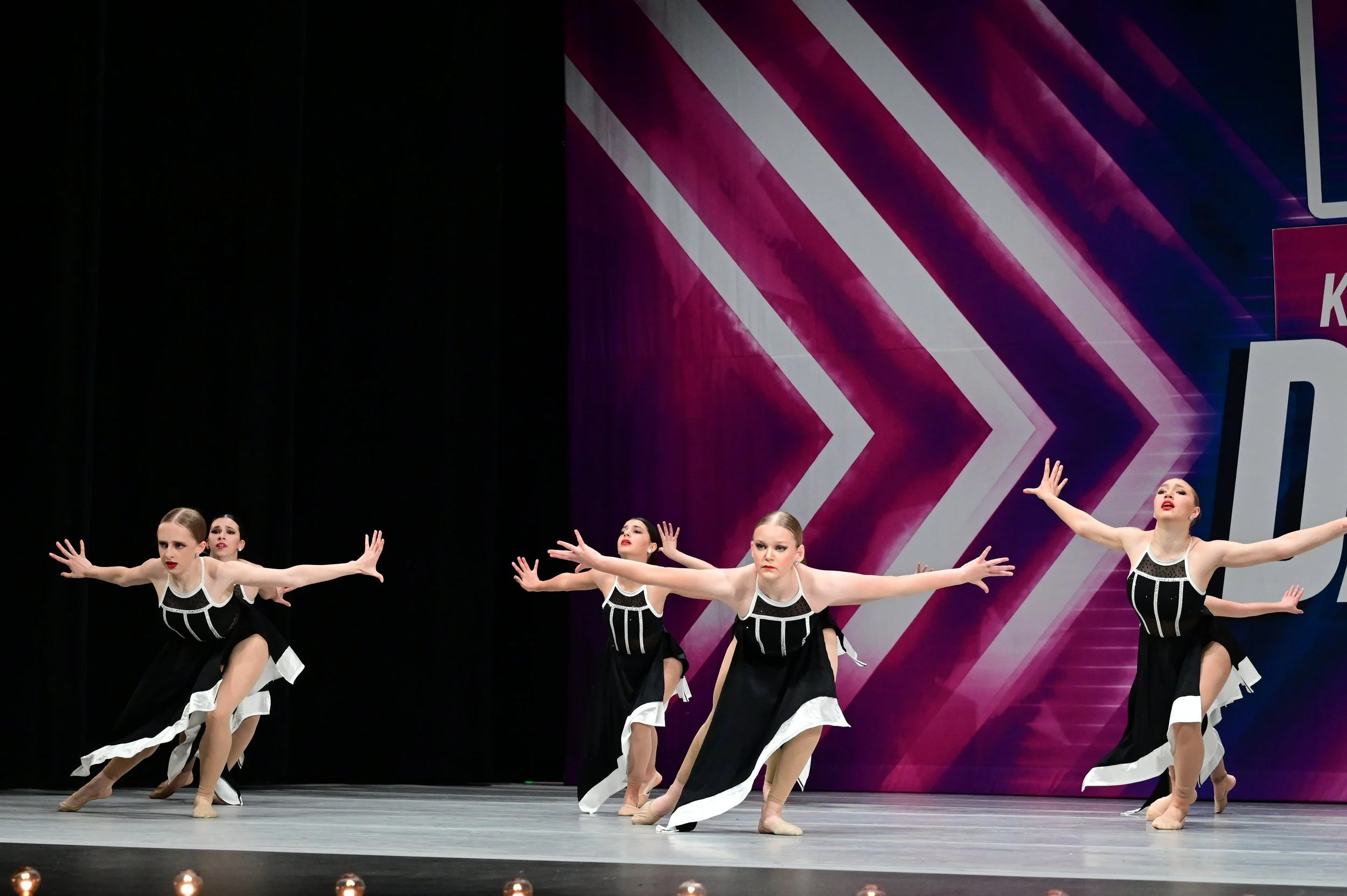 Act200_GrandPiano_DeepDanceStudio_Img67526.jpg