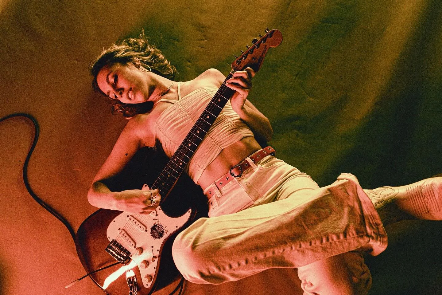 SHOW TONIGHT at 7pm @thehotelcafe 🤍🤍🤍☺️