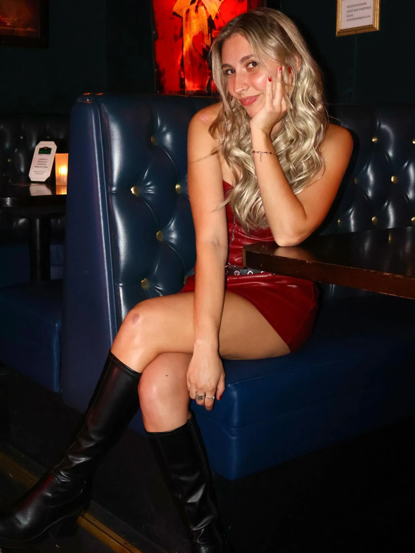 WOW best night of my life🔒🫶 I will be posting about this night forever. THANK YOU everyone who came out to hear the whole EP live! thank you to my incredible BAND! thank you @themintla ! thank YOU for listening🤍