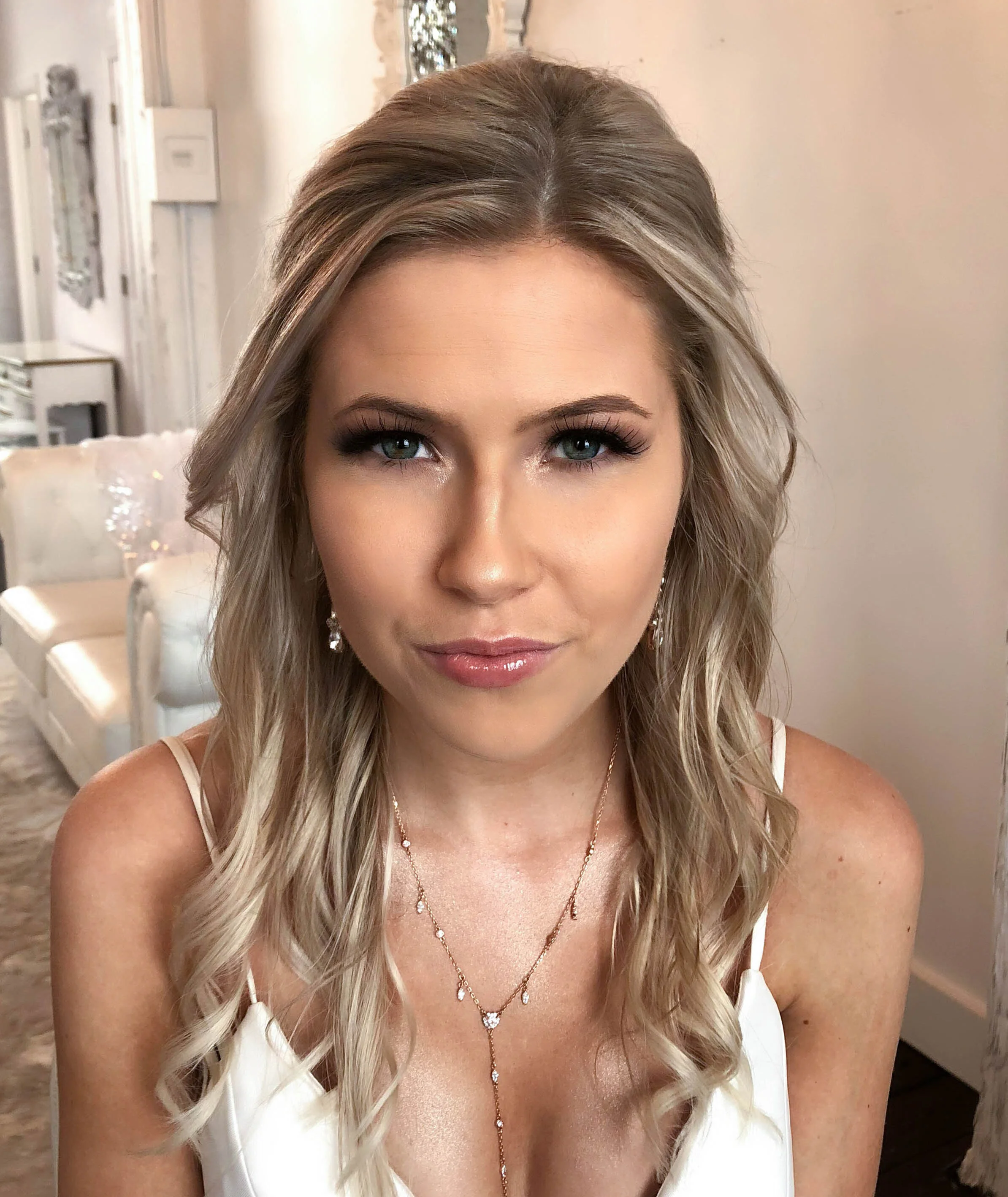 ailiana.jpg