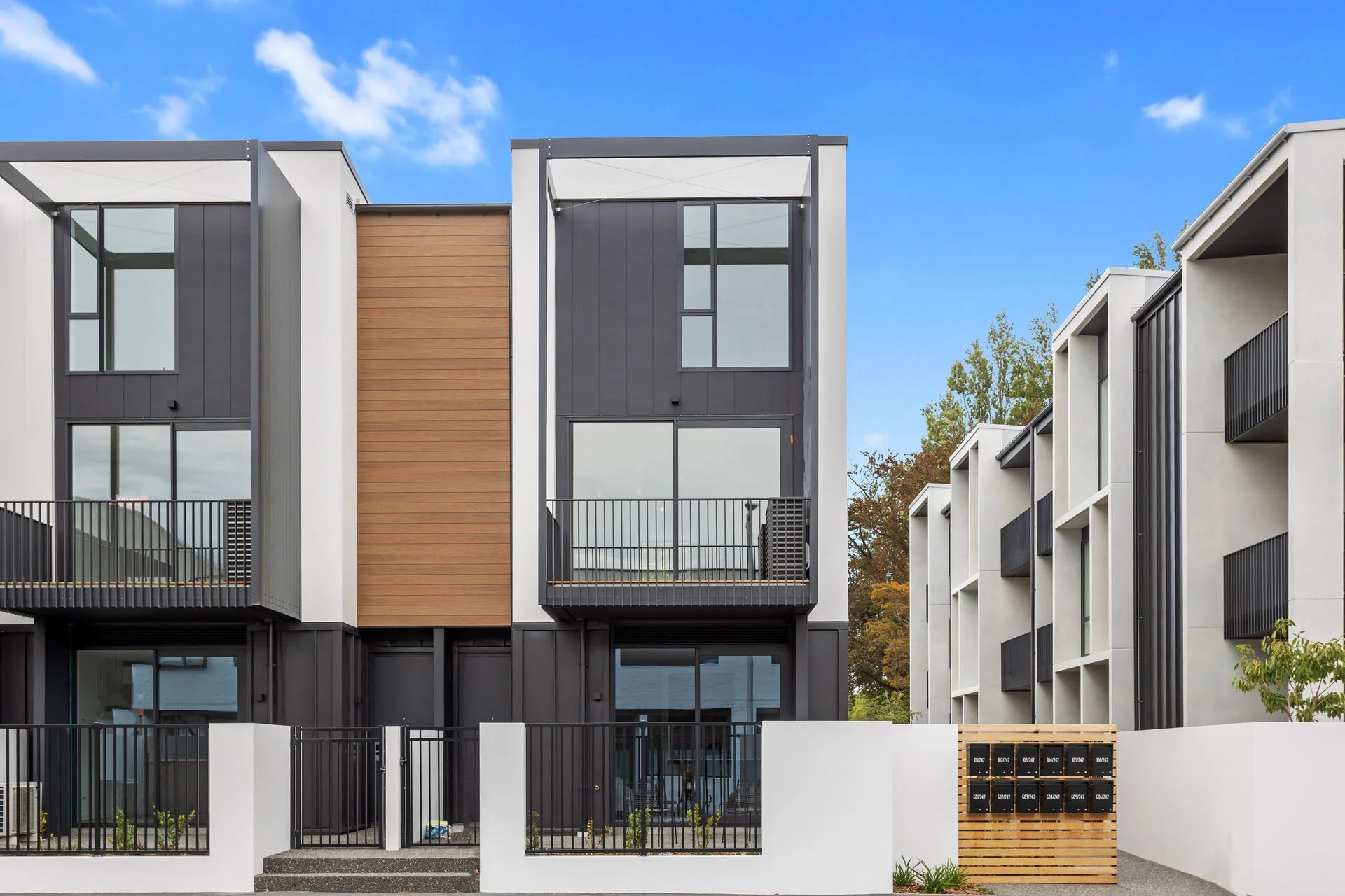 G04/242 Manchester St, City Centre ($500pw)