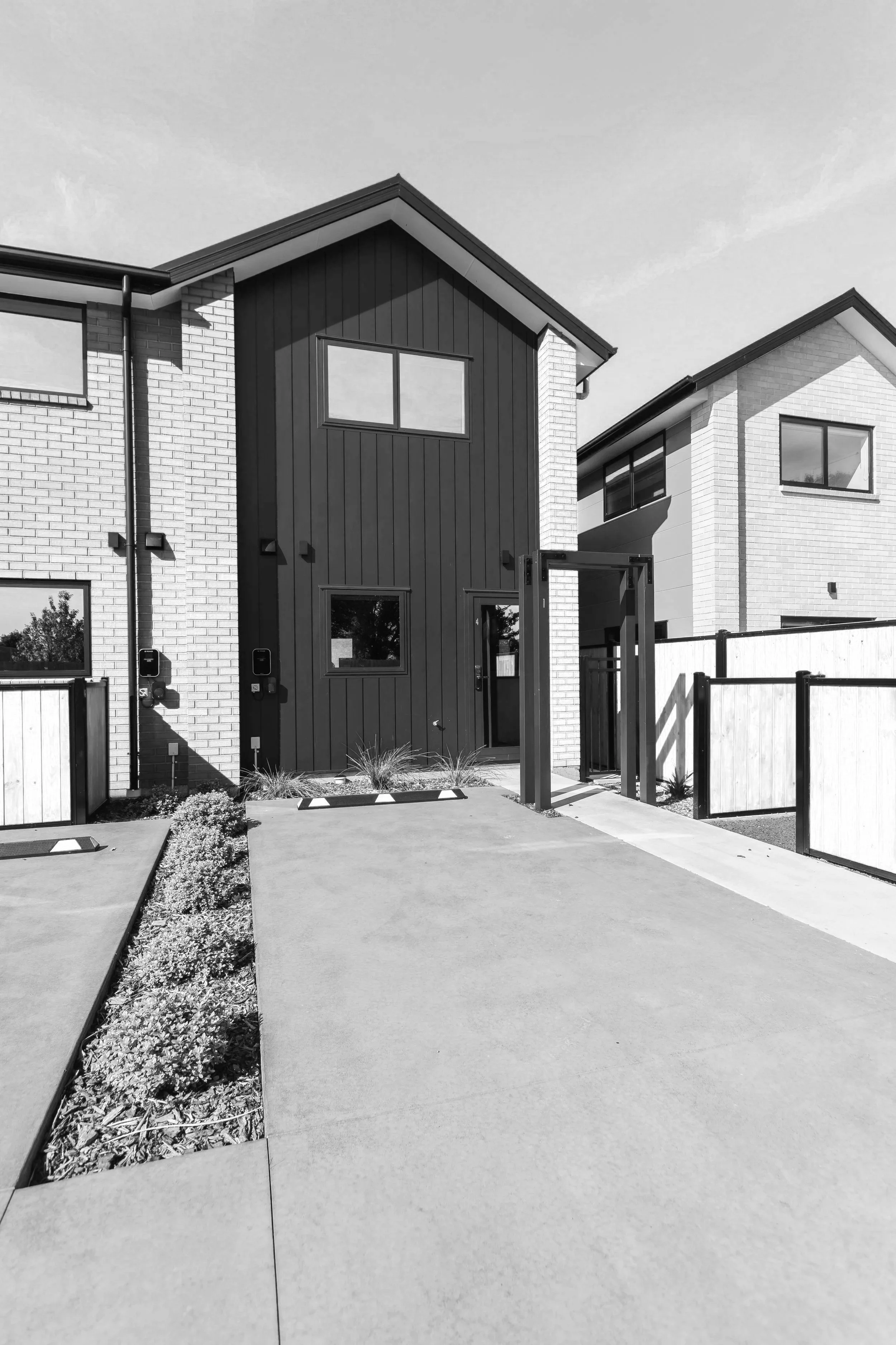 RENTED- 4/12 Matata Place, Dallington ($500pw)