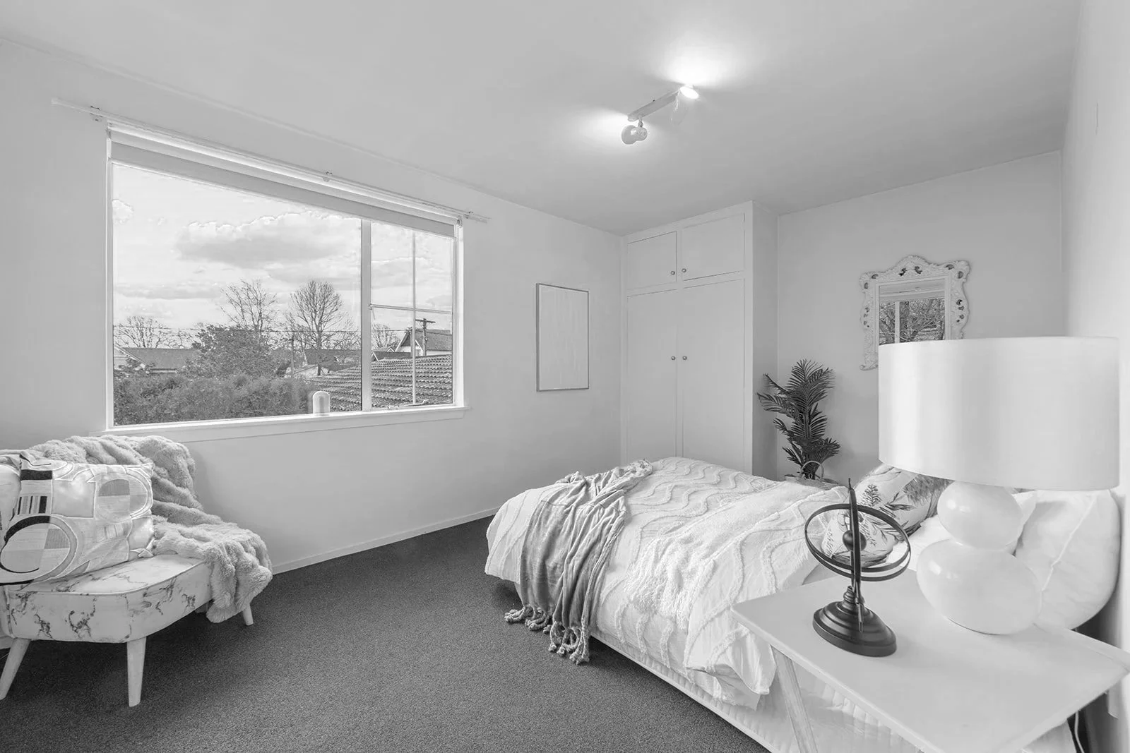 RENTED- 4/40 Leinster Road, Merivale, Christchurch City ($510)