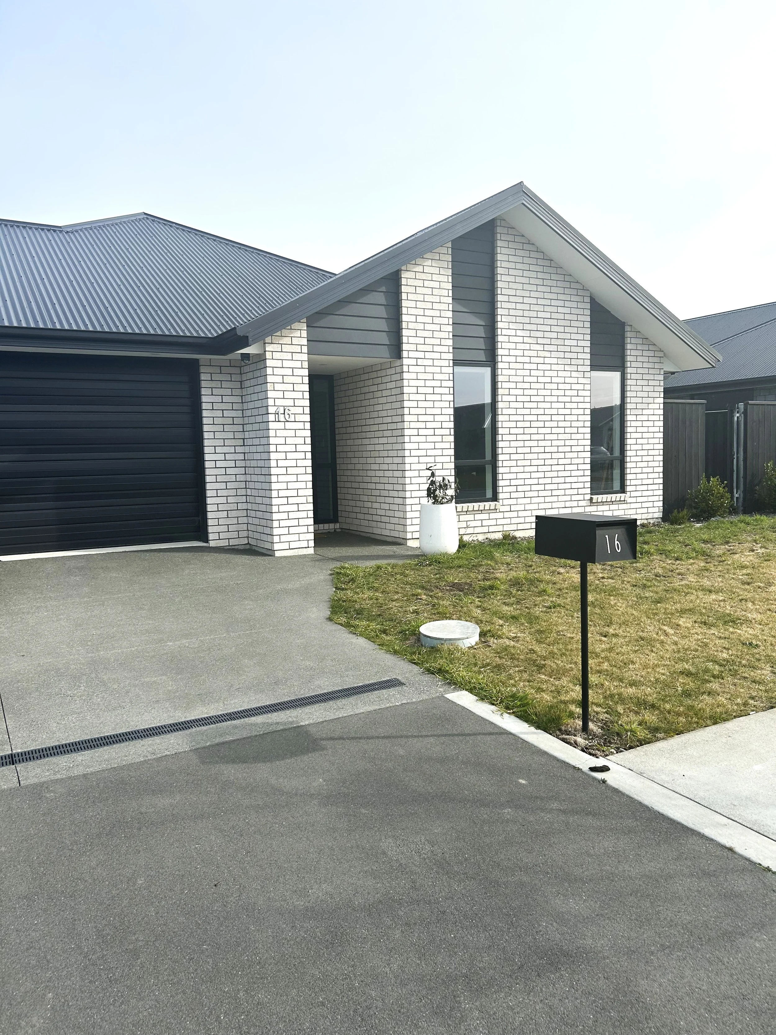 16 Sandhill Drive, Rolleston ($750pw)