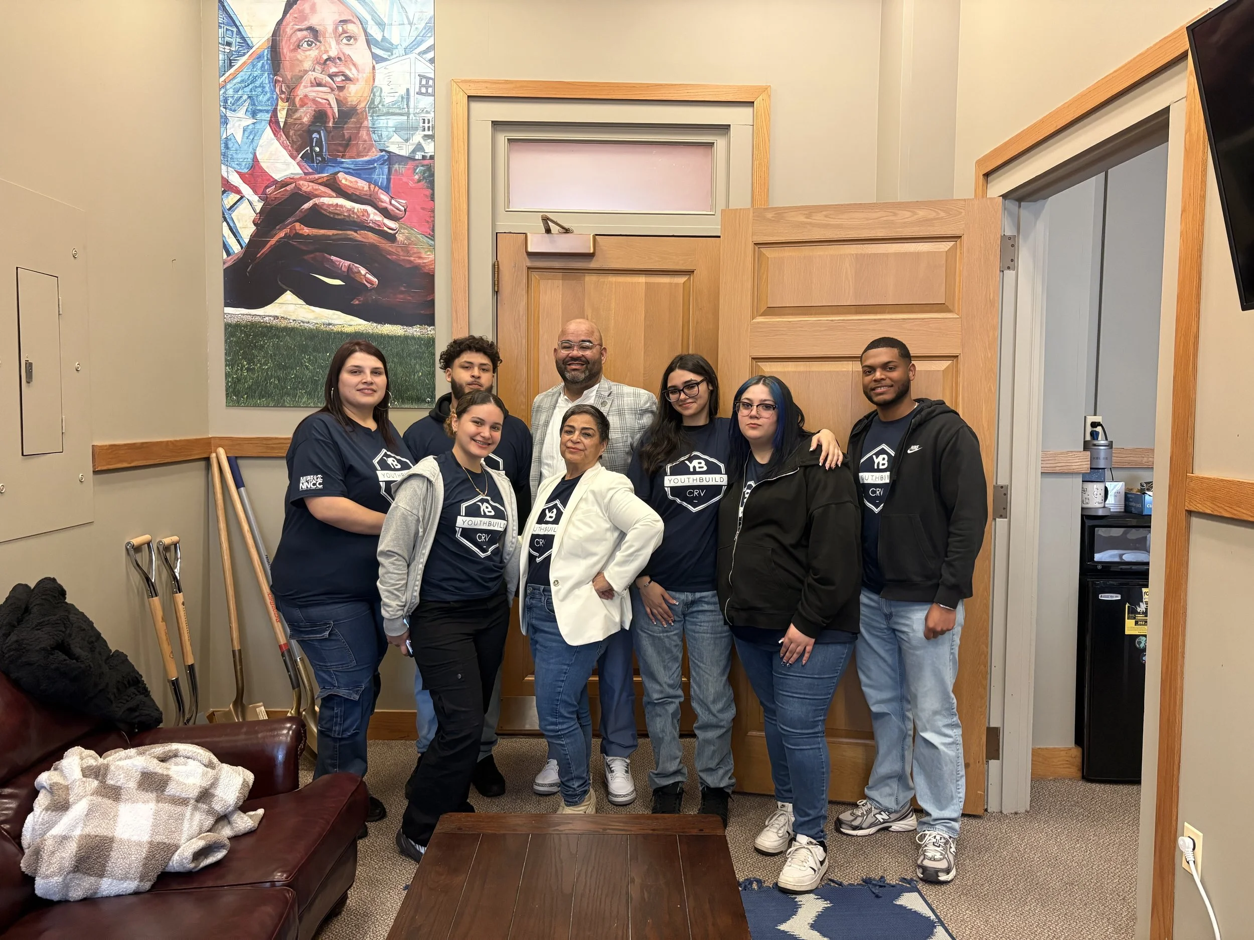 Gómez Joins YouthBuild Leaders and Students for State House Roundtable