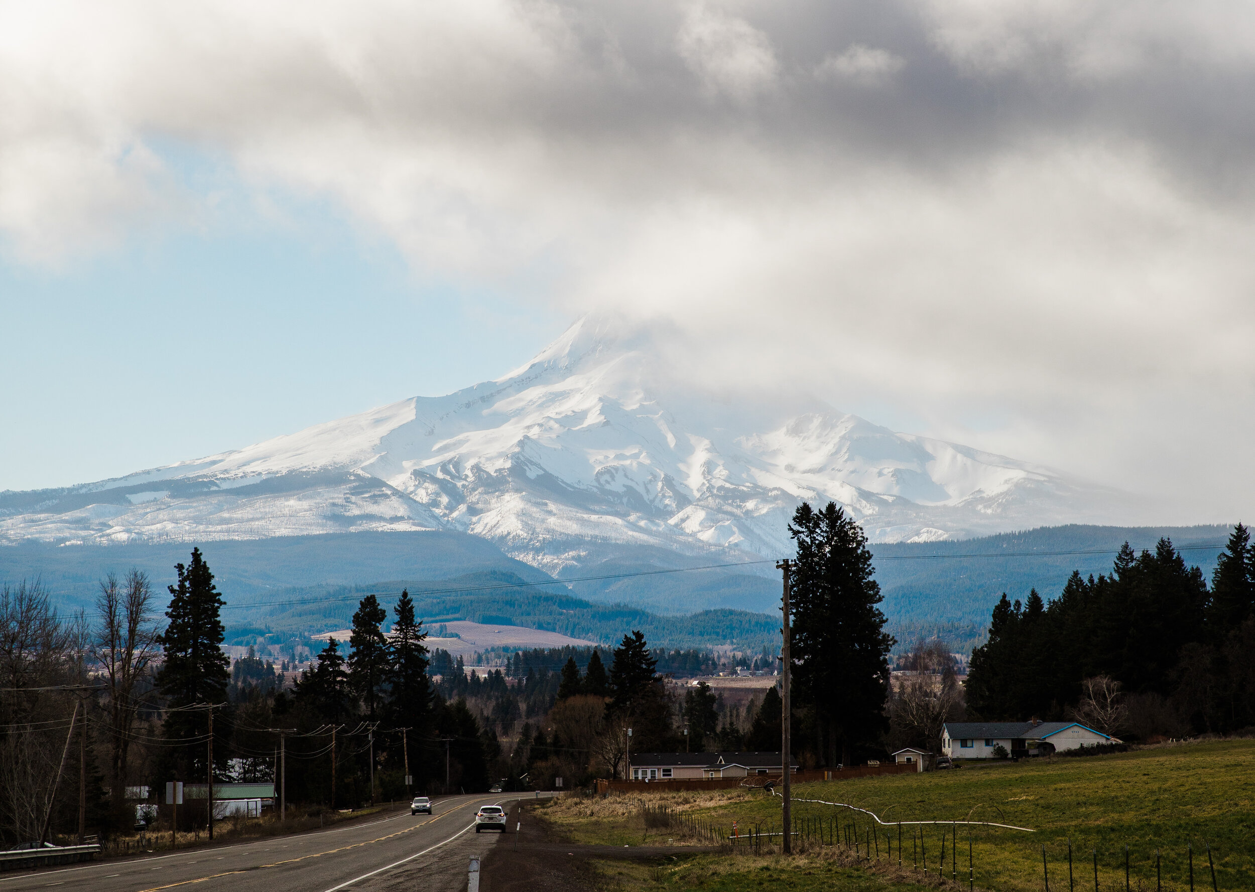 Hood River, Oregon Elopement Photographer