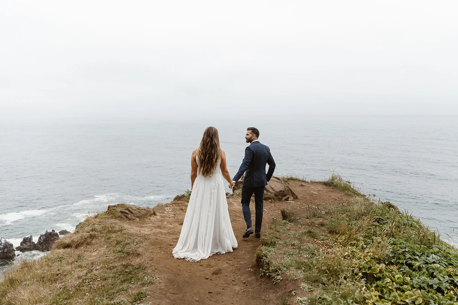 Epic Cliff-side Oregon Coast Elopement