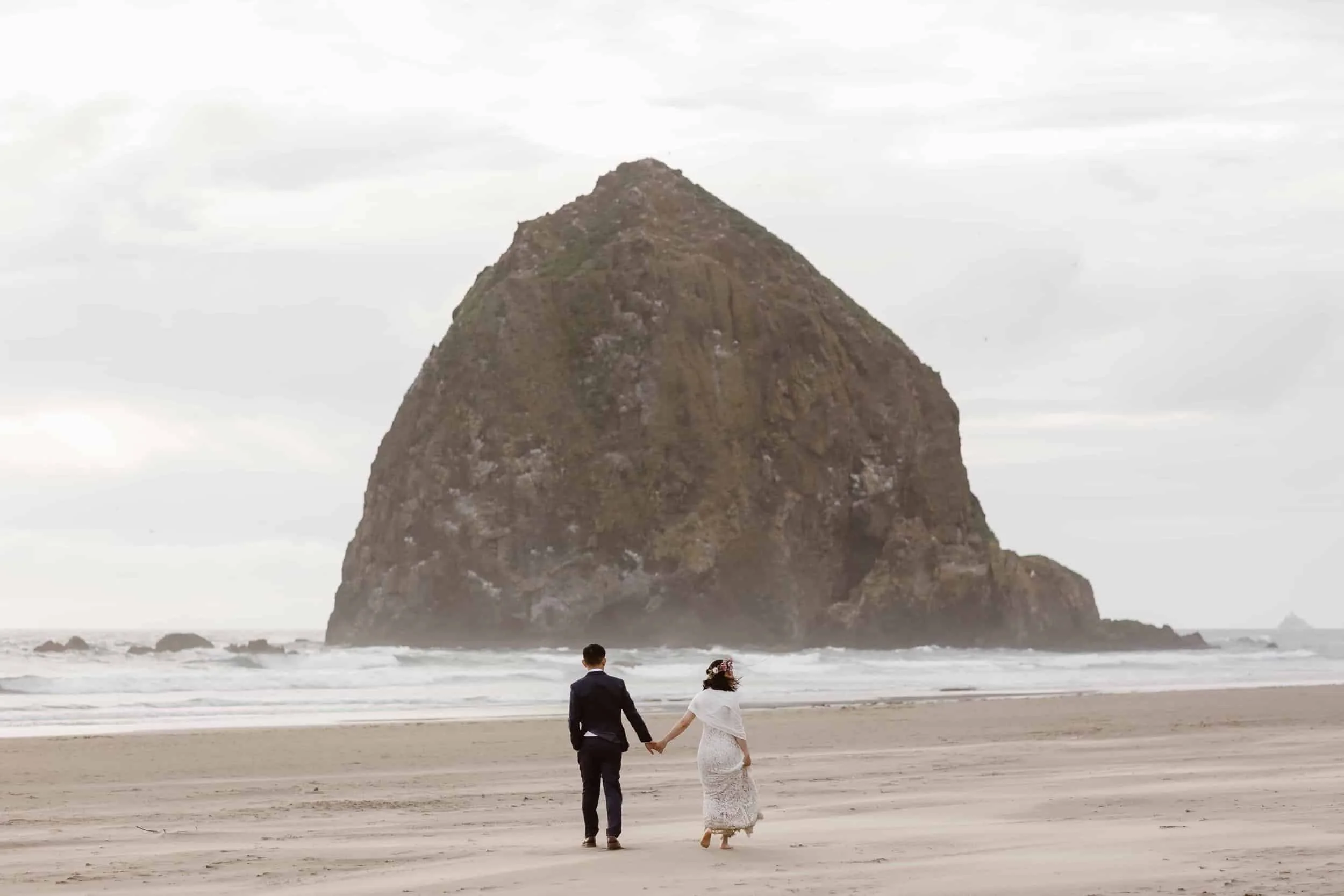 Should I Elope In 2023? Top 10 Reasons To Have An Elopement