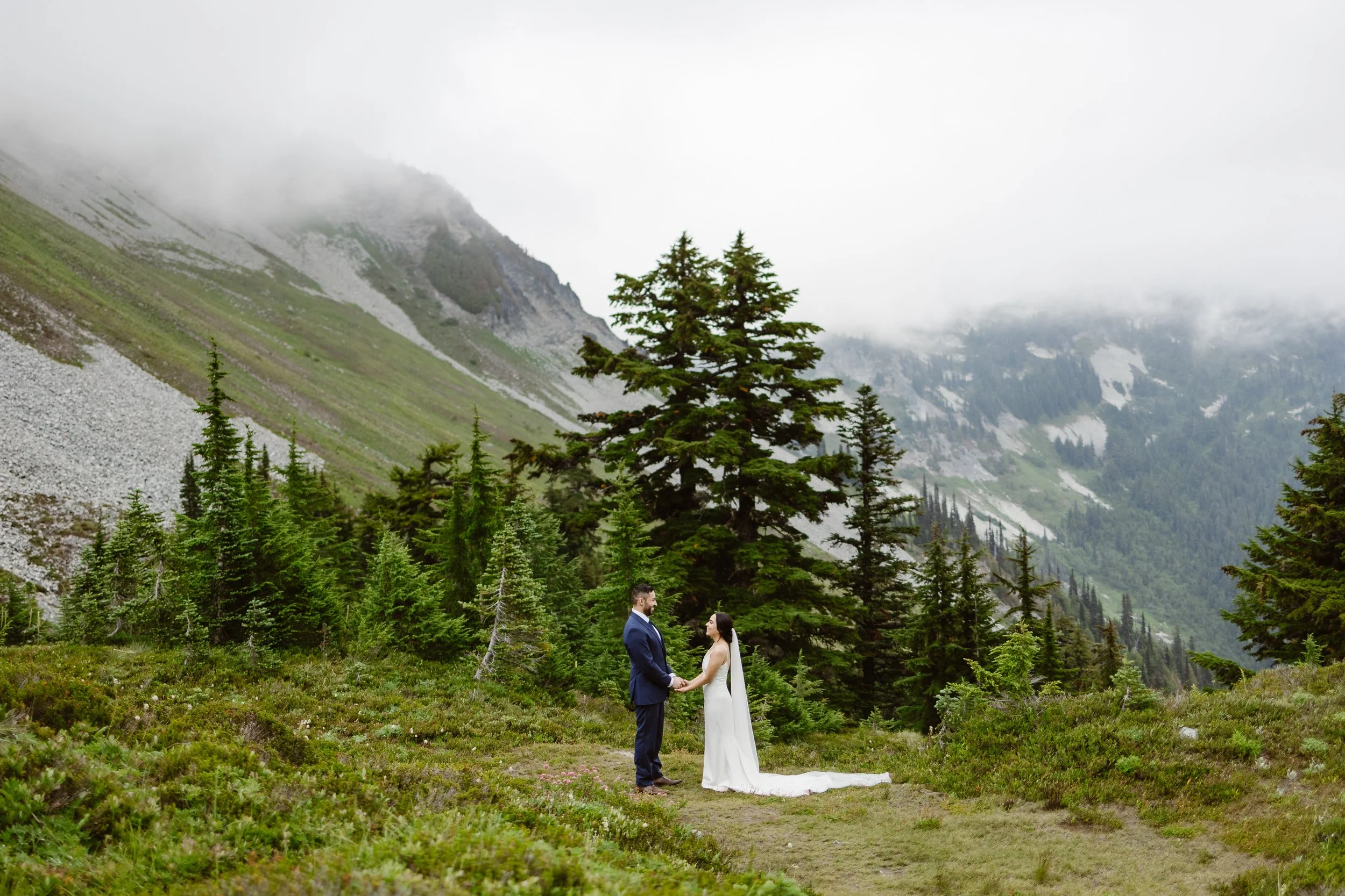 Moody PNW Mountain Elopement