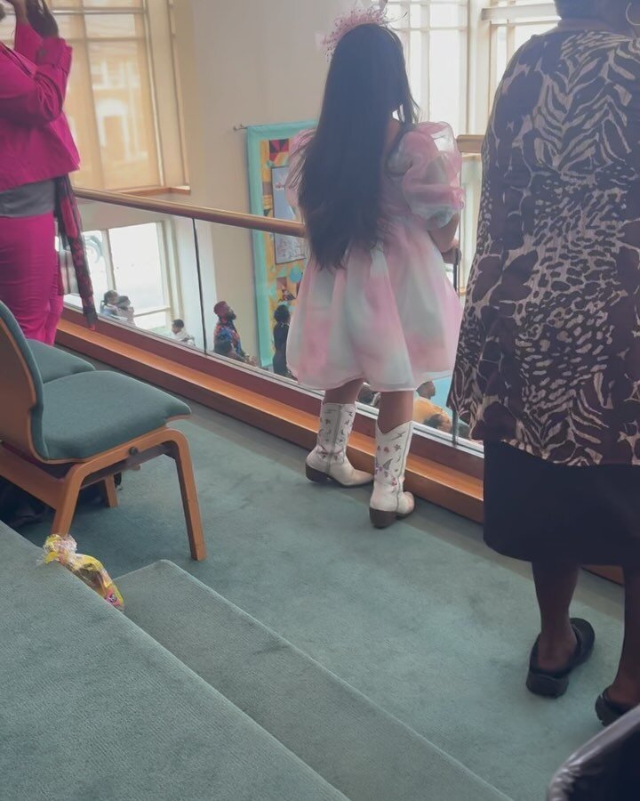 @pastordanielle had Veda on her feet for over an hour this #EasterSunday! ❤️❤️❤️