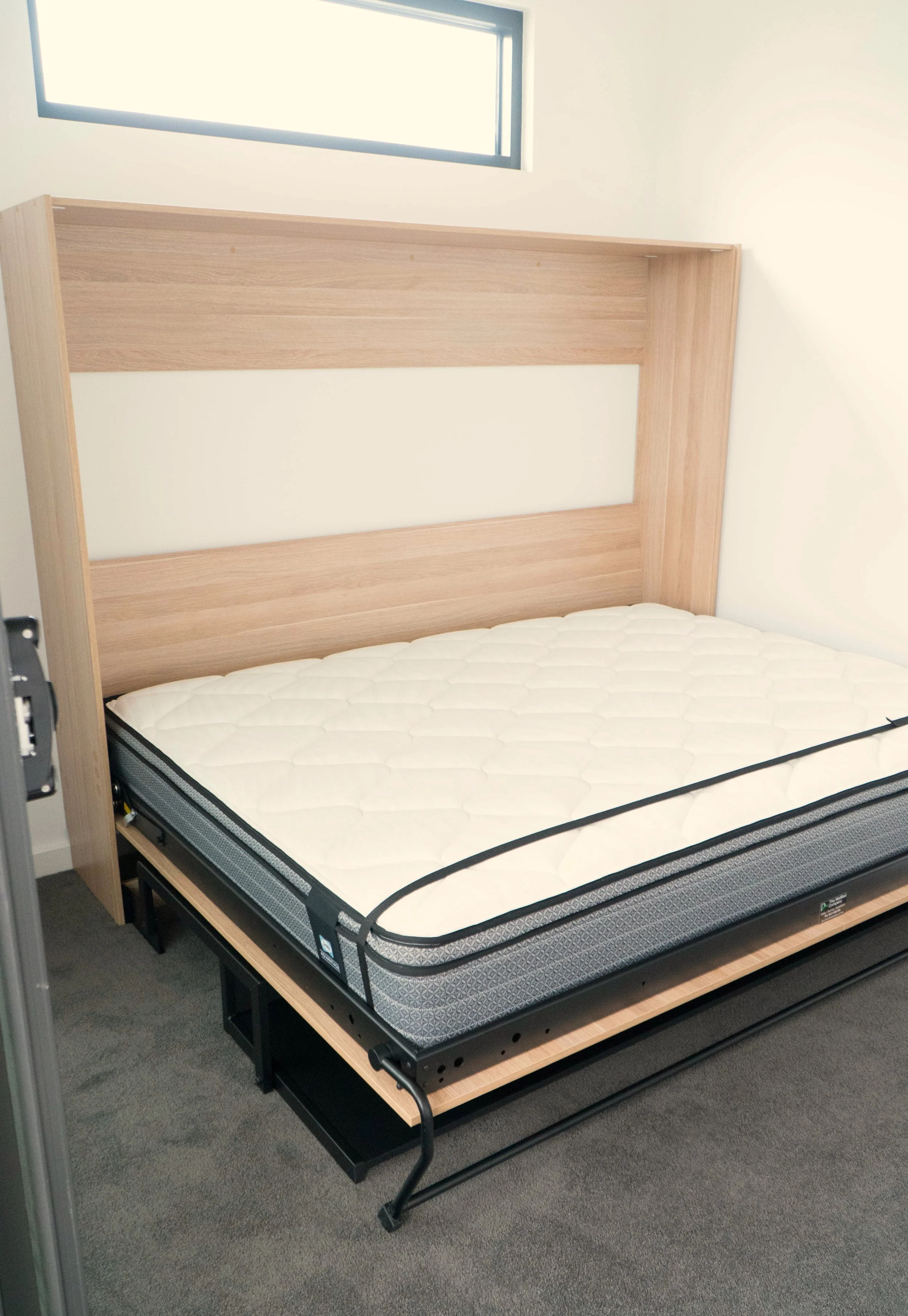 Queen Horizontal Alpha bed open.jpg