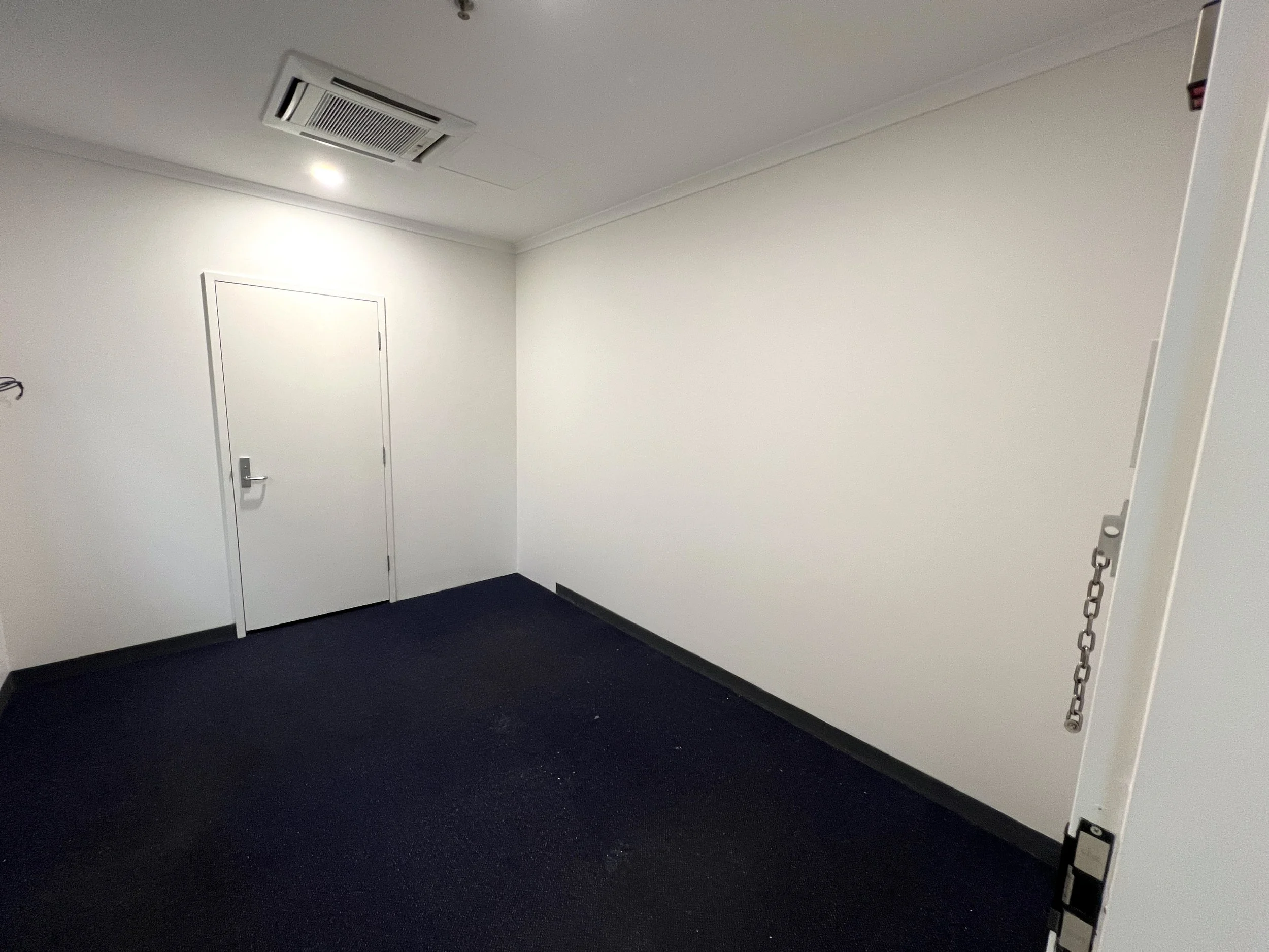 RMHC Volunteers room Alpha bed #1