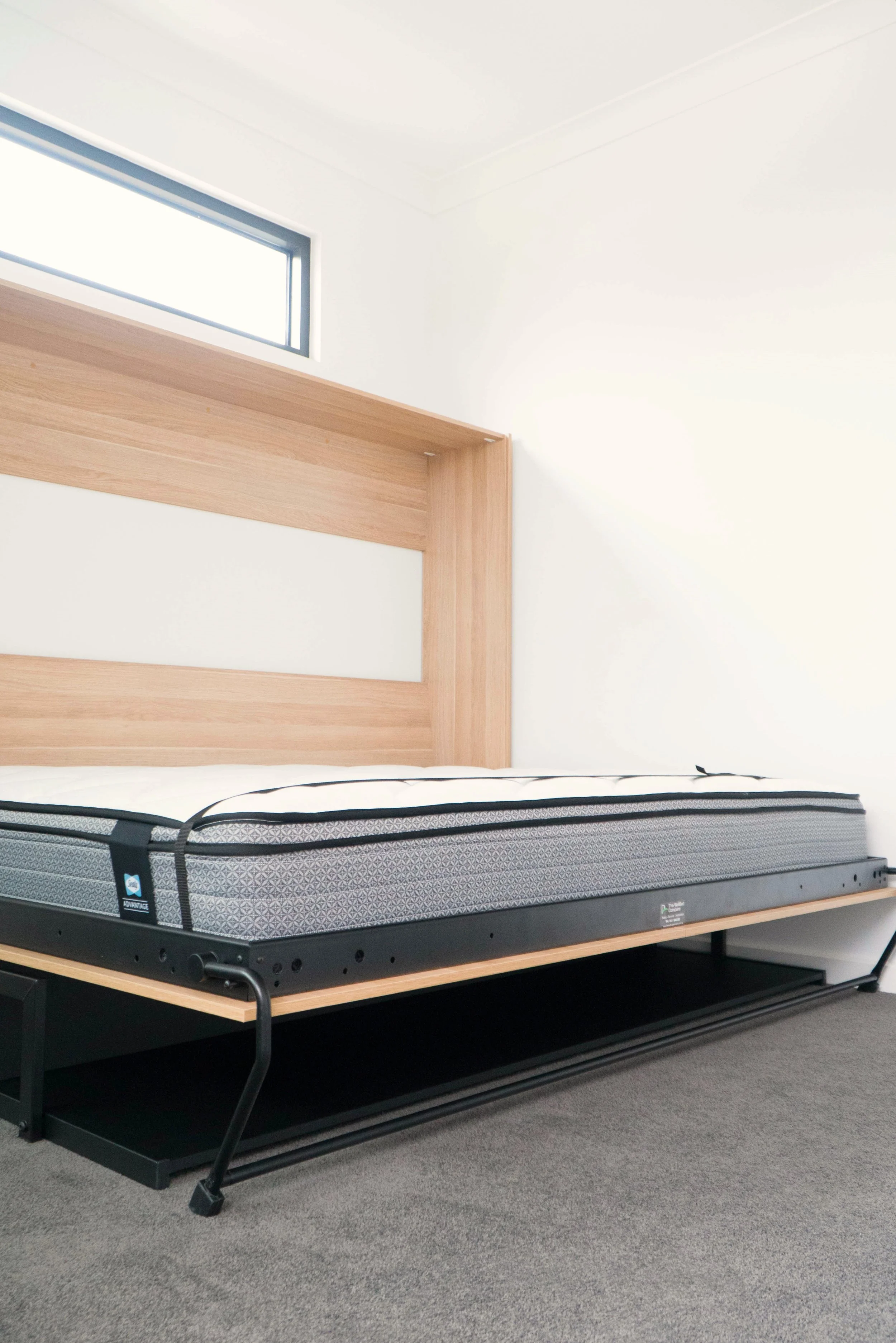 Queen Horizontal Alpha bed.jpg