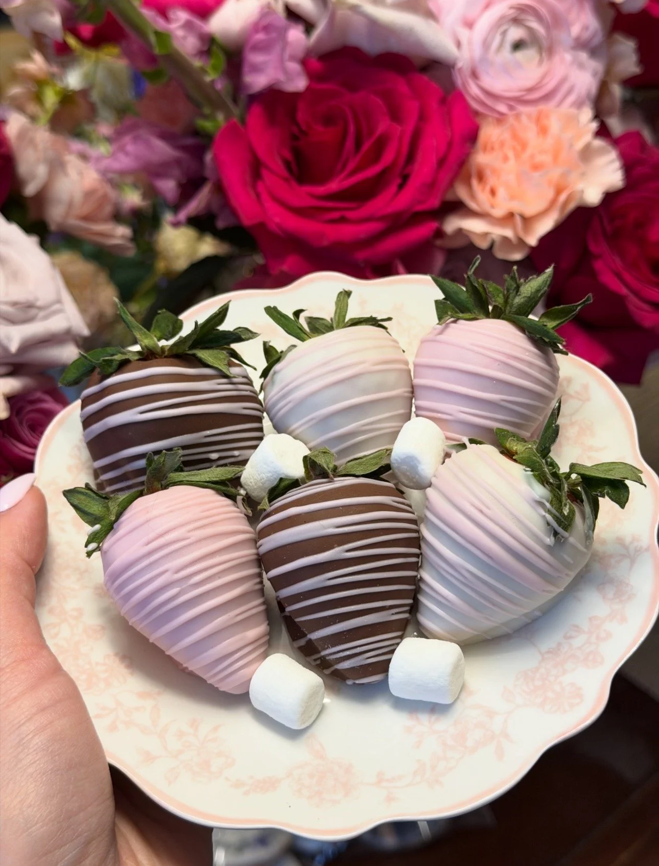 chocolatestrawberries2.JPG