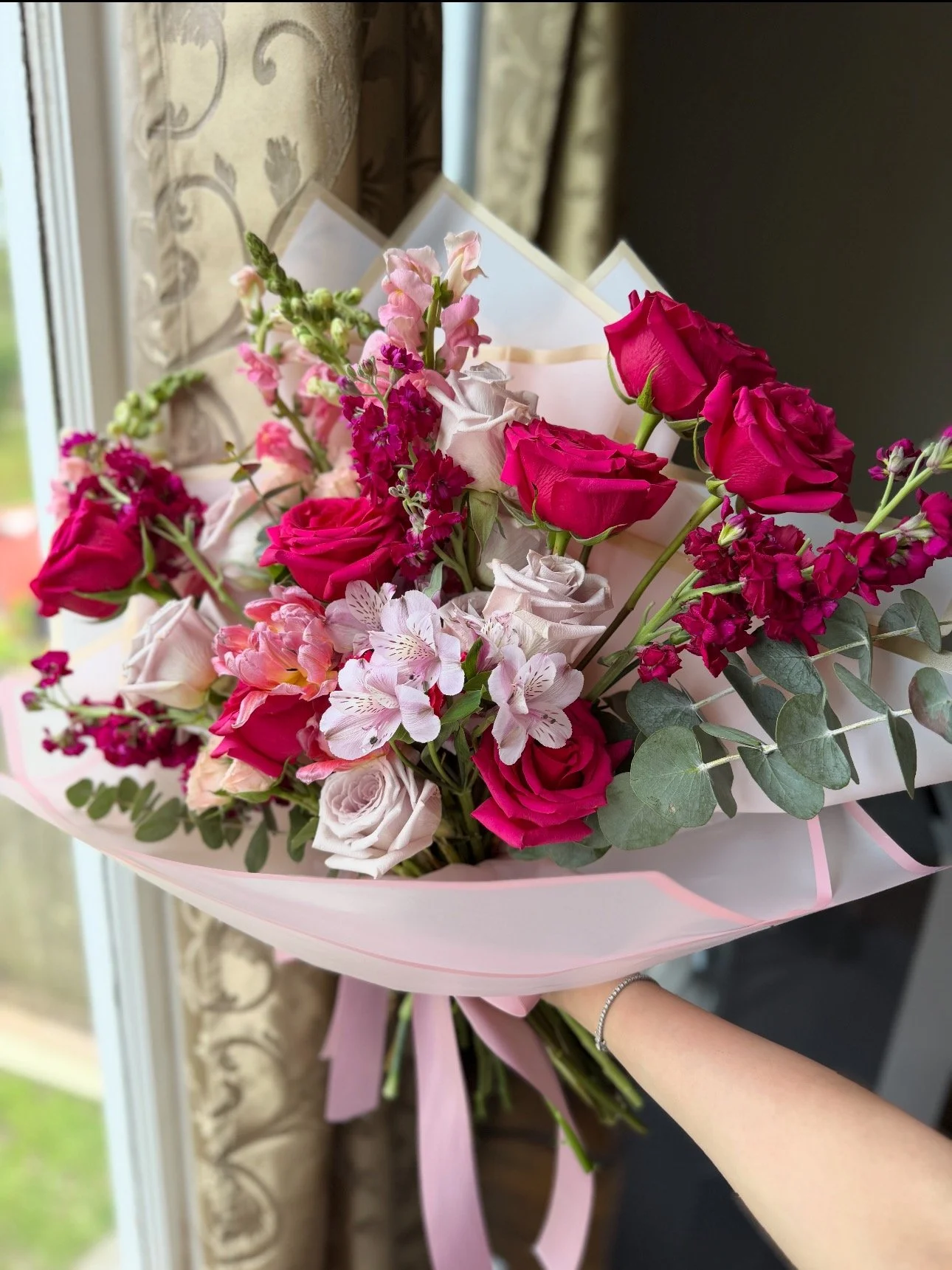 PinkParadiseBouquet5.JPG