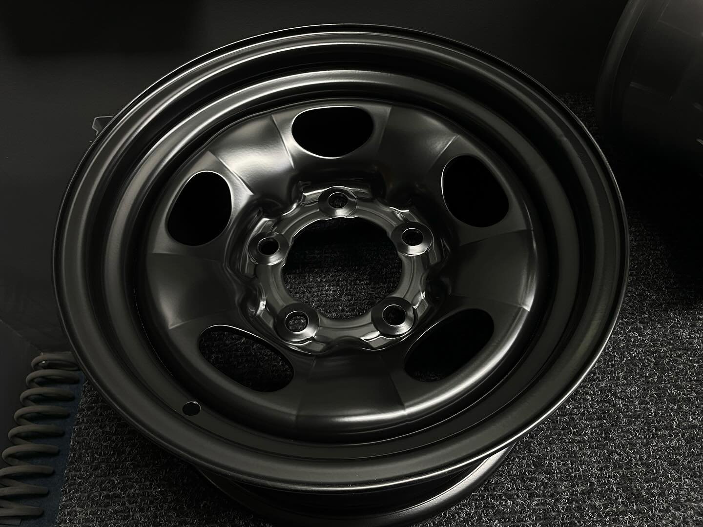 Steel rims in Satin Black😎
#epicpowdercoating #needpowdercoating #powdercoatingporn #powdercoatinglife #powdercoatingnation #powdercoatingwork #qualitypowdercoating #precisionpowdercoating #showoffpowdercoating #extremepowdercoating #specialtypowder