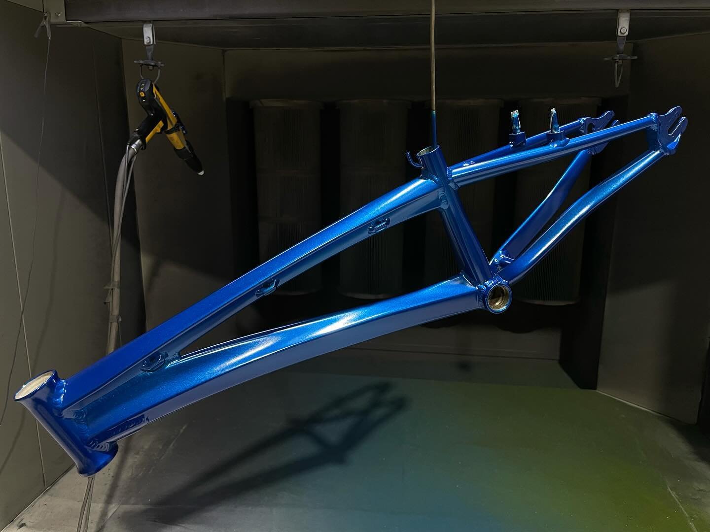 Anodised Blue over Alien Silver 💙
#epicpowdercoating #needpowdercoating #powdercoatingporn #powdercoatinglife #powdercoatingnation #powdercoatingwork #qualitypowdercoating #precisionpowdercoating #showoffpowdercoating #extremepowdercoating #specialt