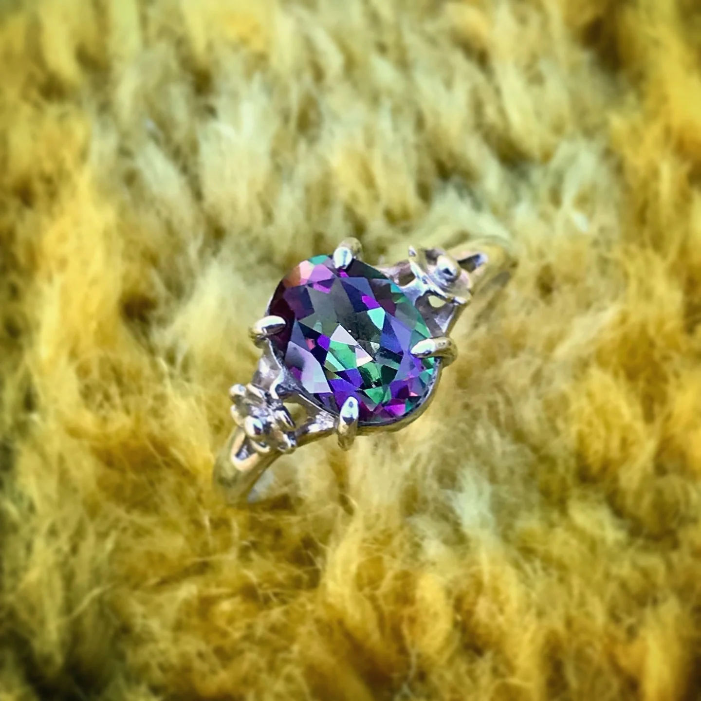 The Cosmic Flower ring has arrived! Online now but&hellip;. only one available, and it's a size 7 (N 1/2). Don't miss out if it's your size - I don't know when I'll have more mystic topaz in stock for this design ✨