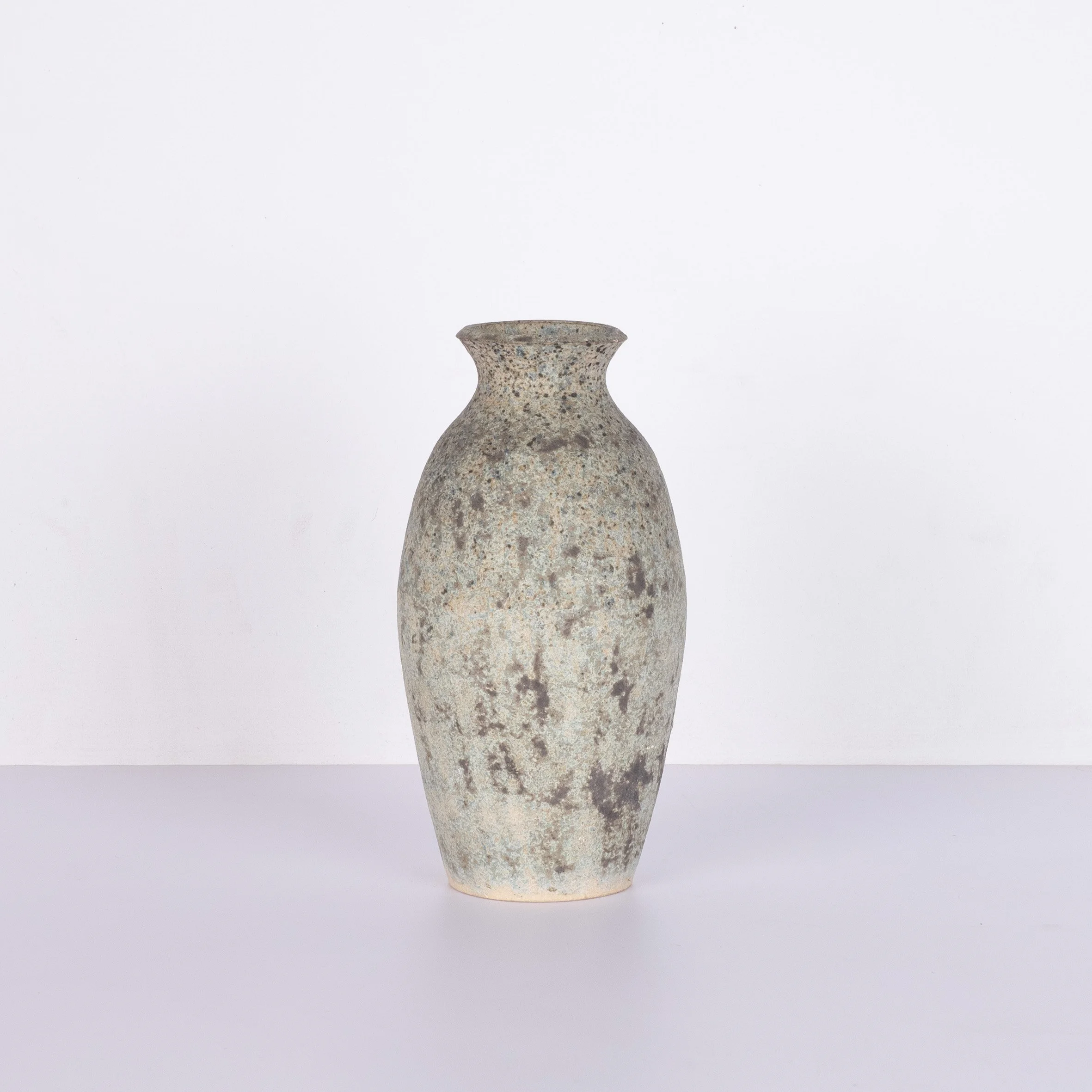 spotted vase.jpg