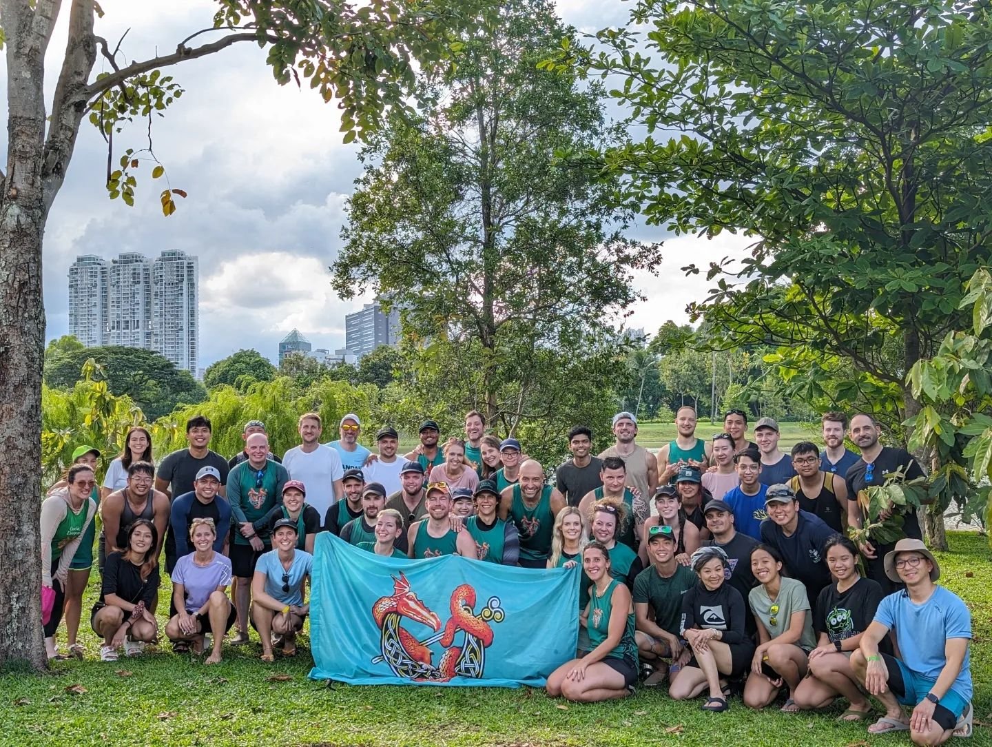 🌟 Overjoyed by the incredible turnout at our Gaelic Dragons newbie day! 

With 3 packed boats, sunny skies, thrilling races, and new paddlers learning the ropes, we're beaming with pride. 

A huge thank you to everyone who joined us &ndash; here's t