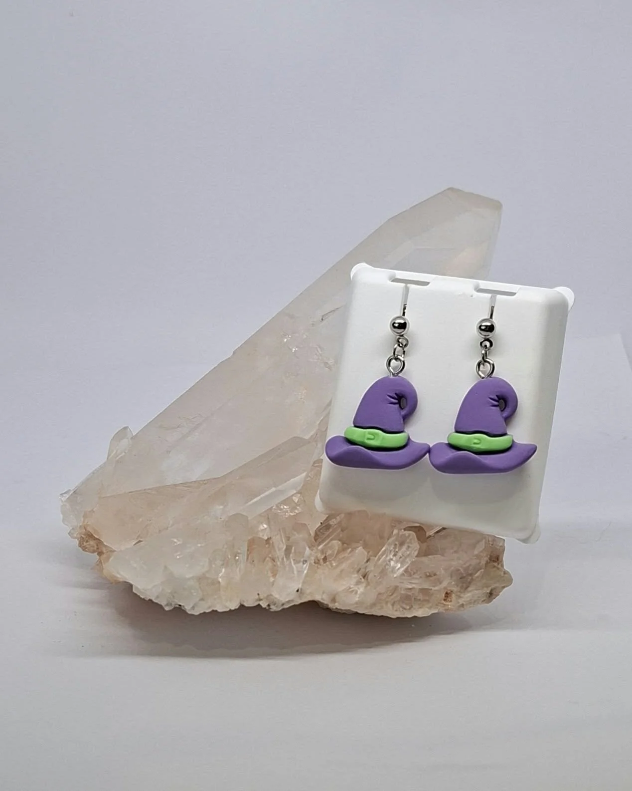 Witch Hat stud earrings