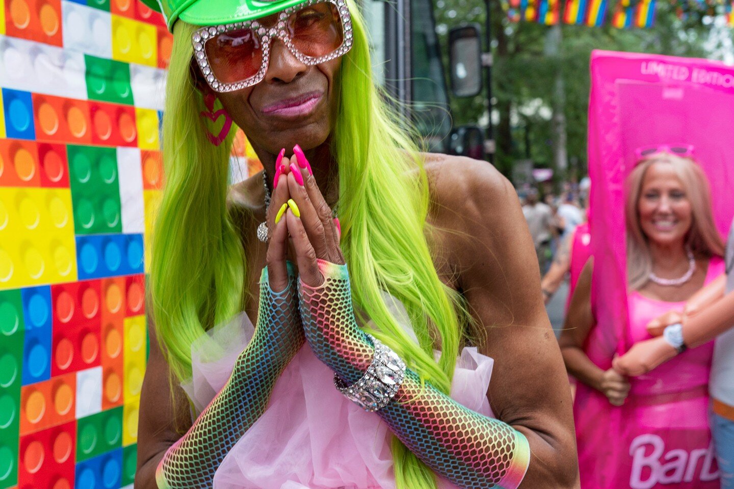 #ProvincetownCarnival&nbsp;#ProvincetownParade&nbsp;&nbsp;#Queen #Barbie&nbsp;#LandofToys&nbsp;#barbielimitededition #costumes&nbsp;#pinknails #prayerful&nbsp;#pink&nbsp;#inthepink&nbsp;
#seeingpink&nbsp;#Boston #documentaryphotography #socialdocumen