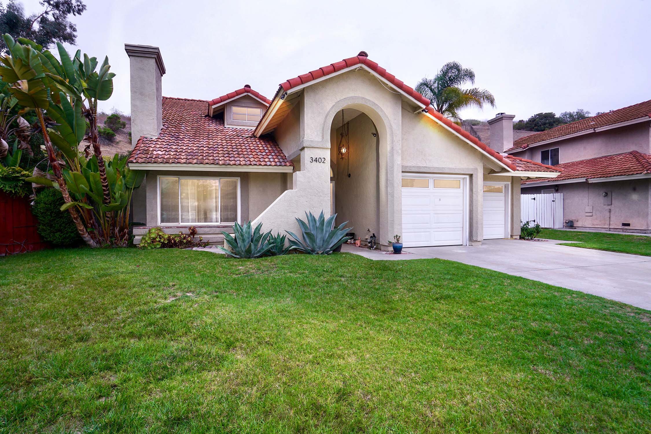 3402 Meadow View Dr, Oceanside, CA 92058