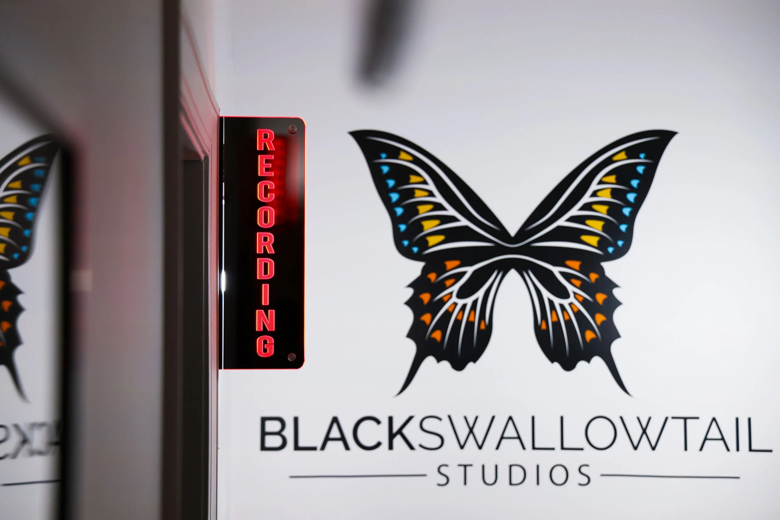 BLACK SWALLOWTAIL STUDIOS-7 2.JPG
