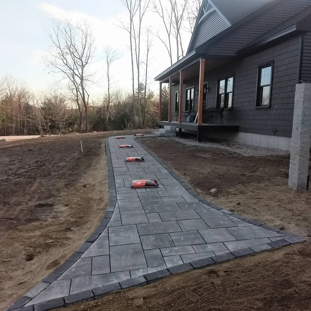 WALKWAY B4.jpg