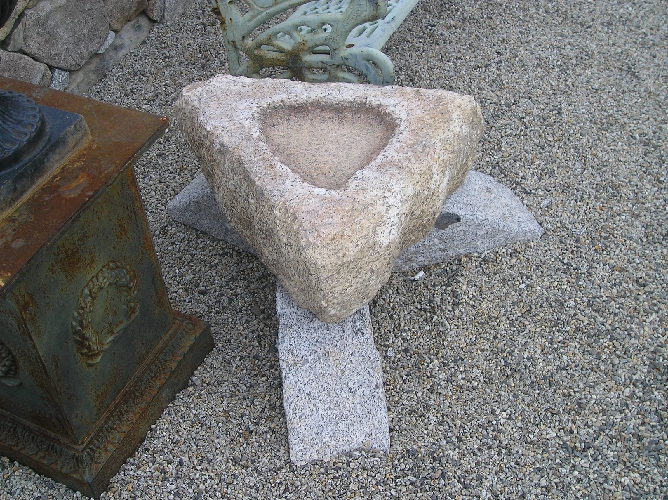BIRD BATH A.JPG